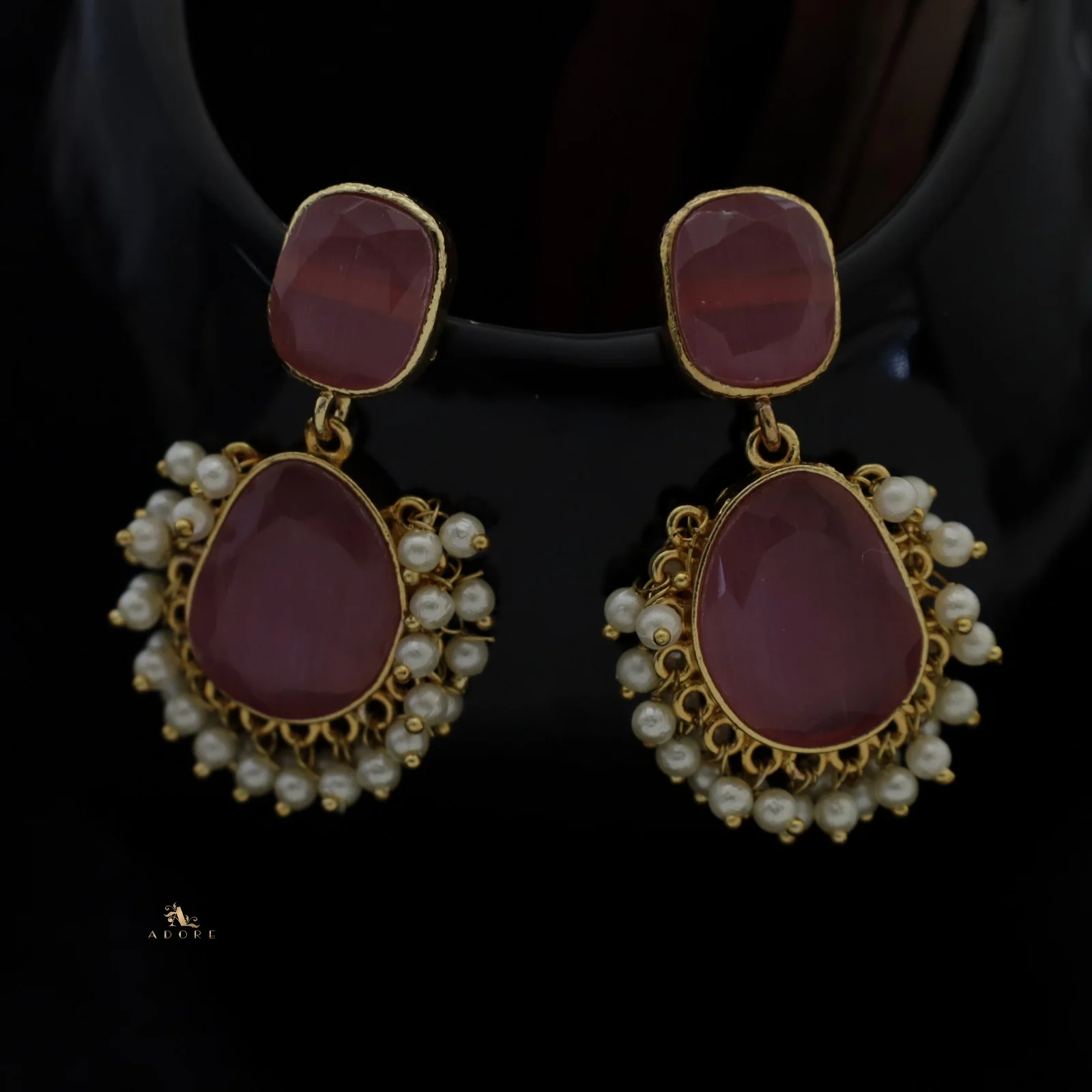 Meara Glossy Cluster Pearl Earring - Image 4