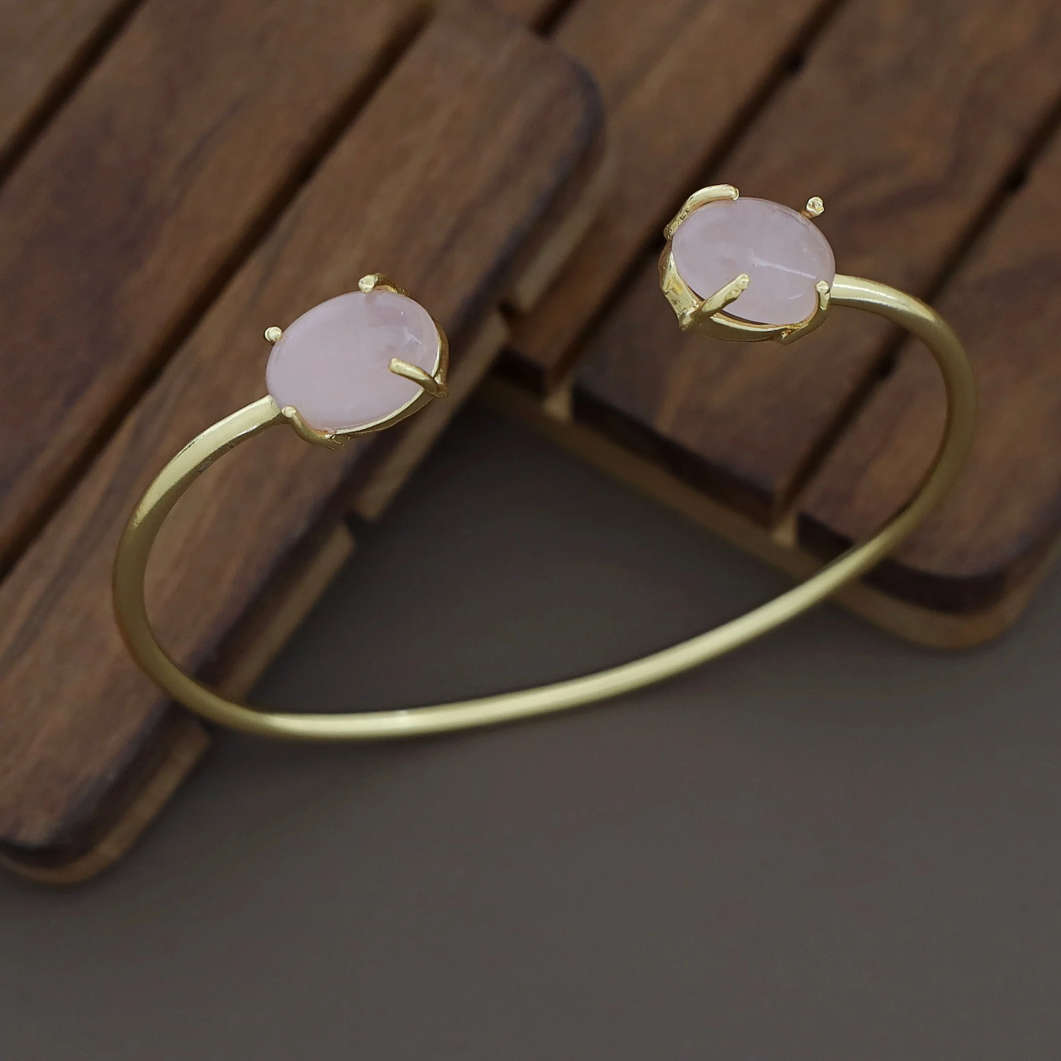 Mebal Golden Dual Oval Natural Stone Claw Bangle - Image 11