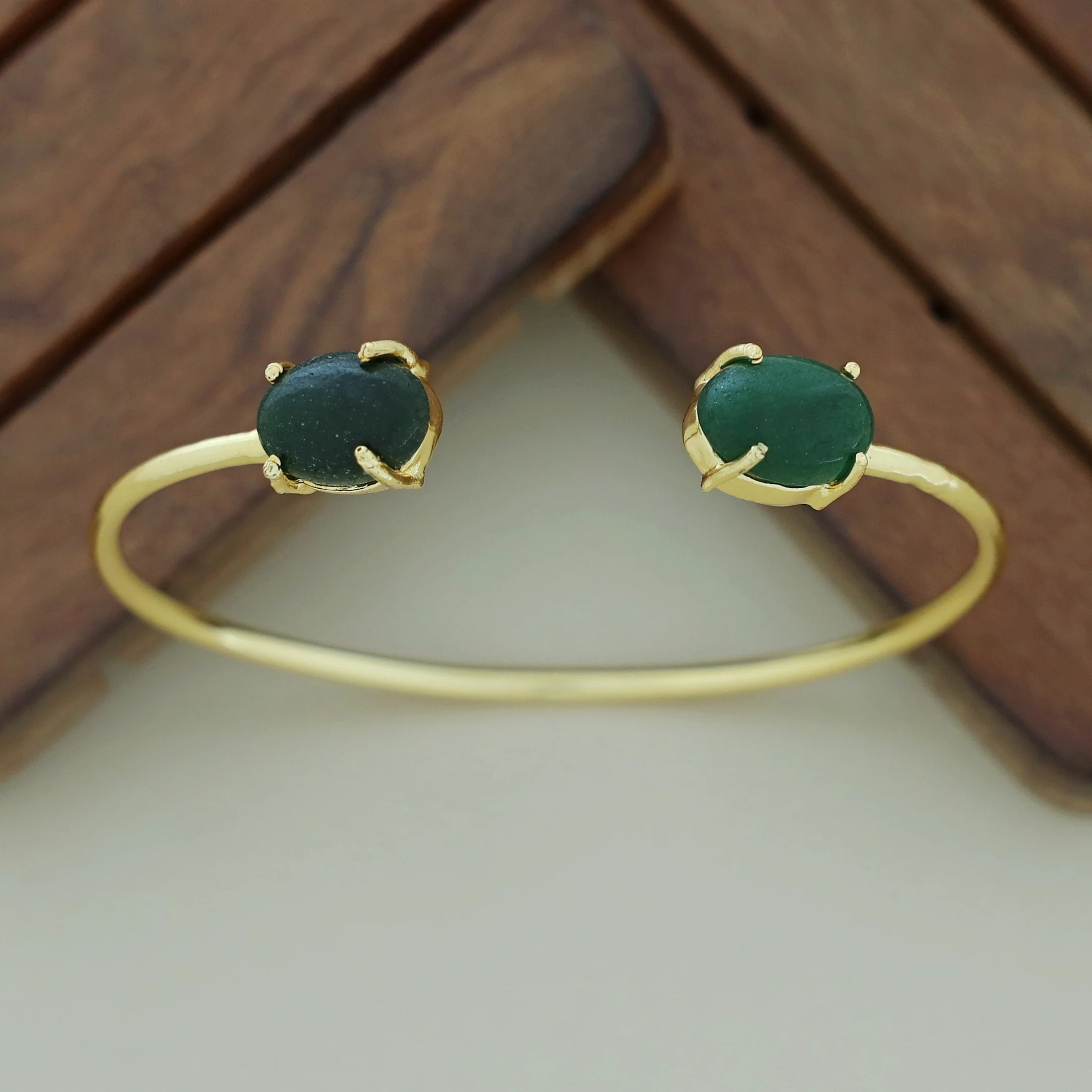 Mebal Golden Dual Oval Natural Stone Claw Bangle - Image 7