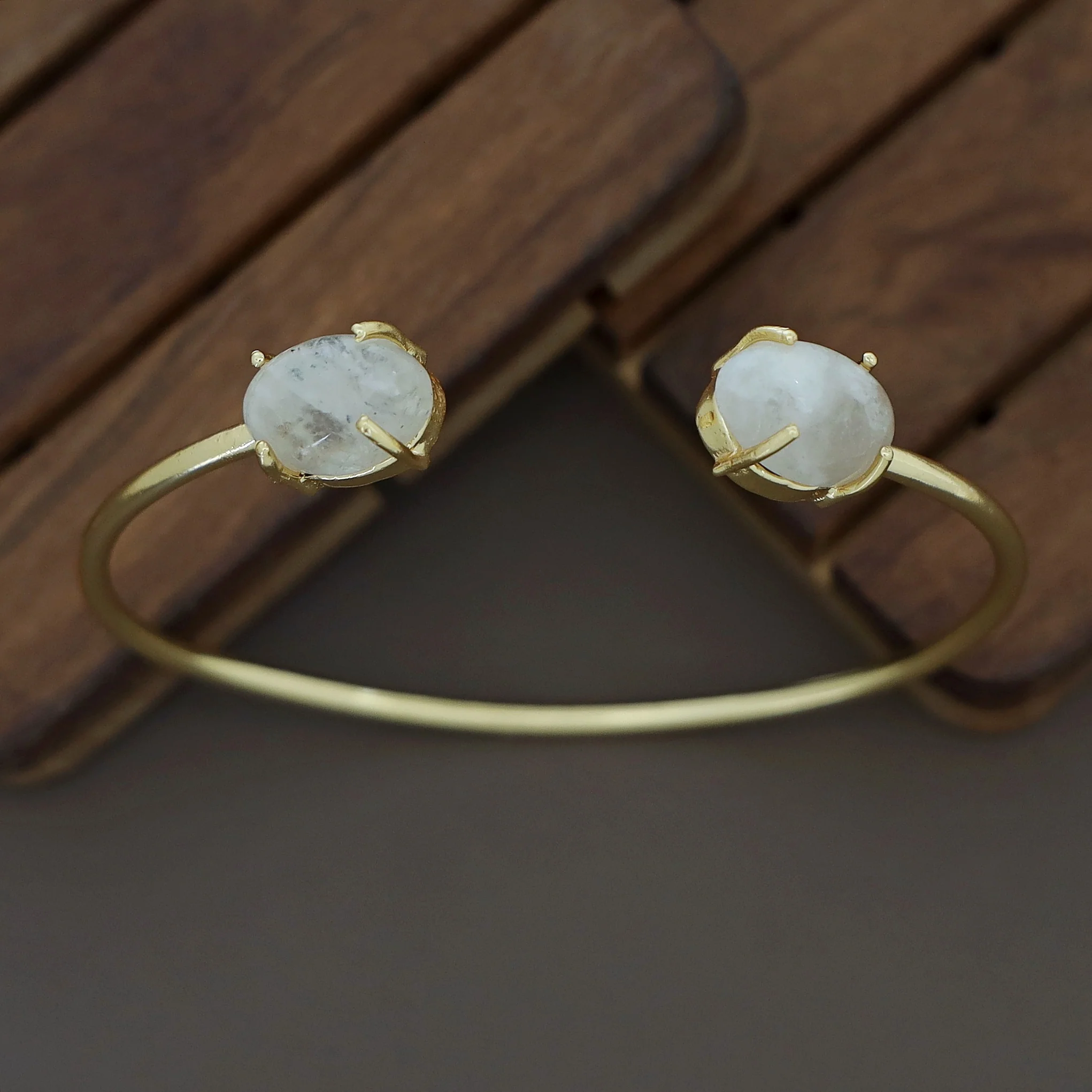 Mebal Golden Dual Oval Natural Stone Claw Bangle - Image 9