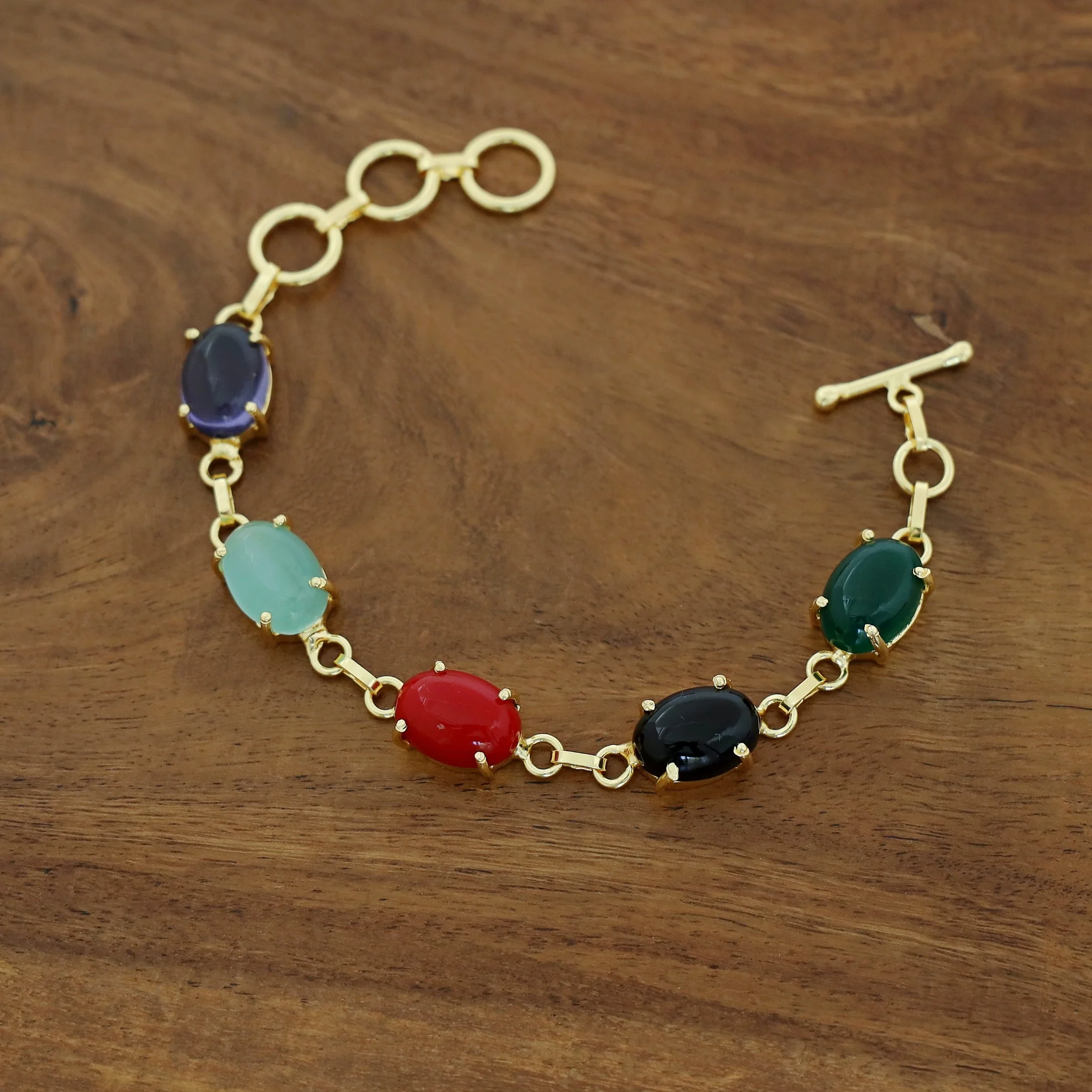 Mebal Golden Oval Natural Stone Claw Bracelet - Image 12