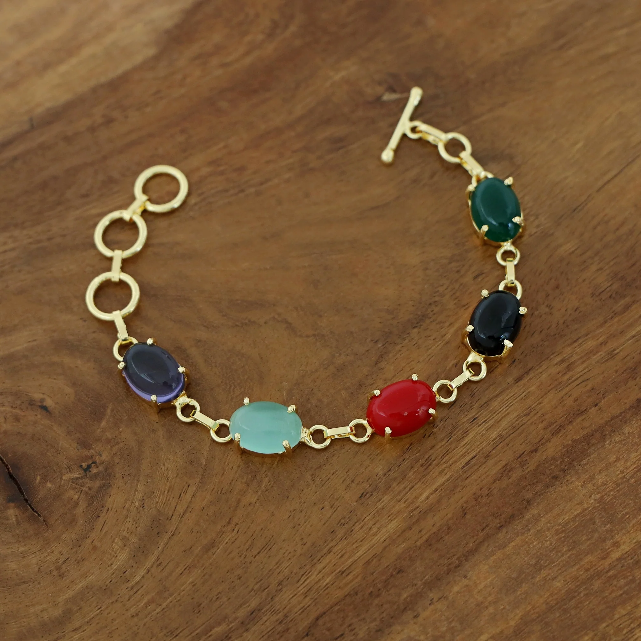 Mebal Golden Oval Natural Stone Claw Bracelet - Image 16