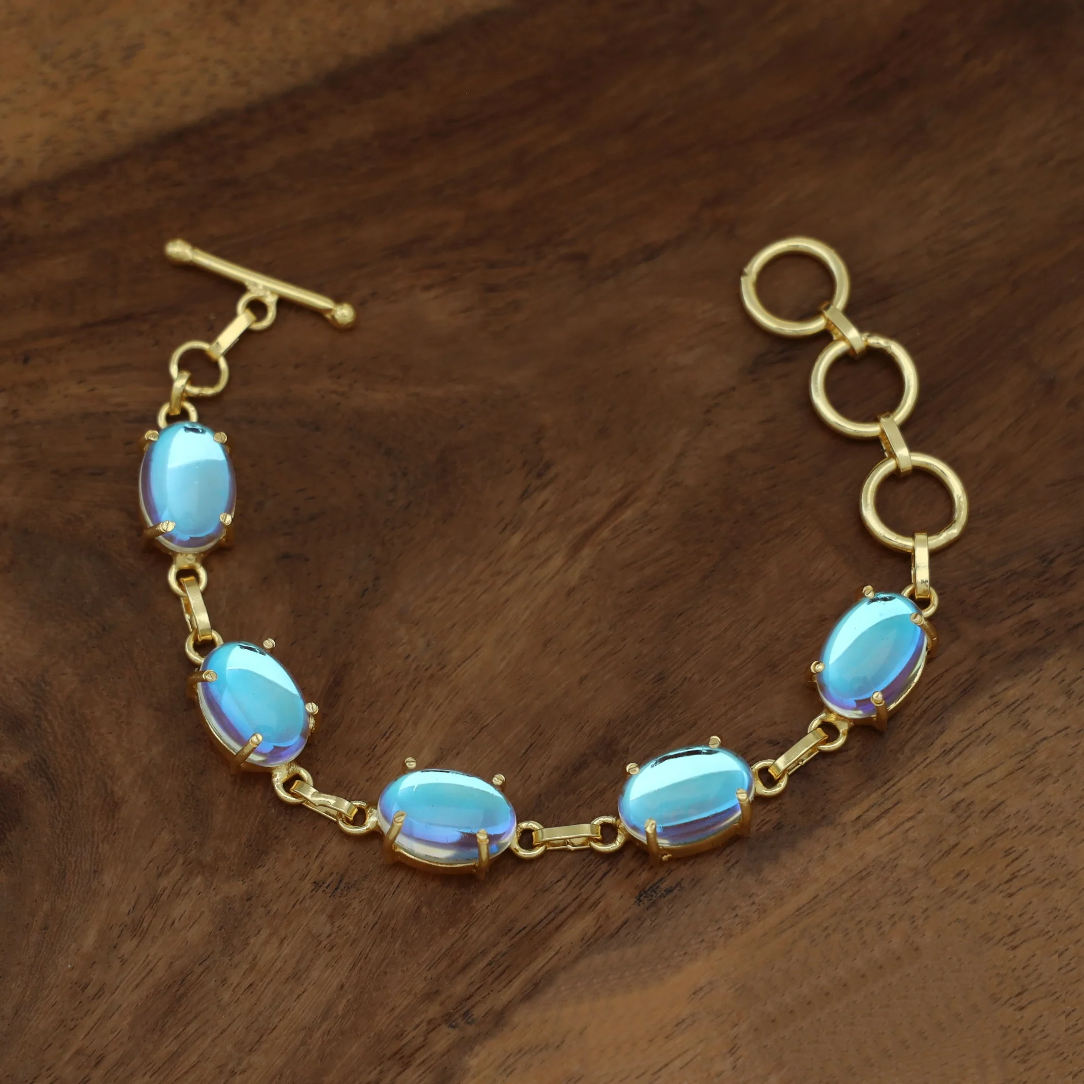 Mebal Golden Oval Natural Stone Claw Bracelet - Image 17