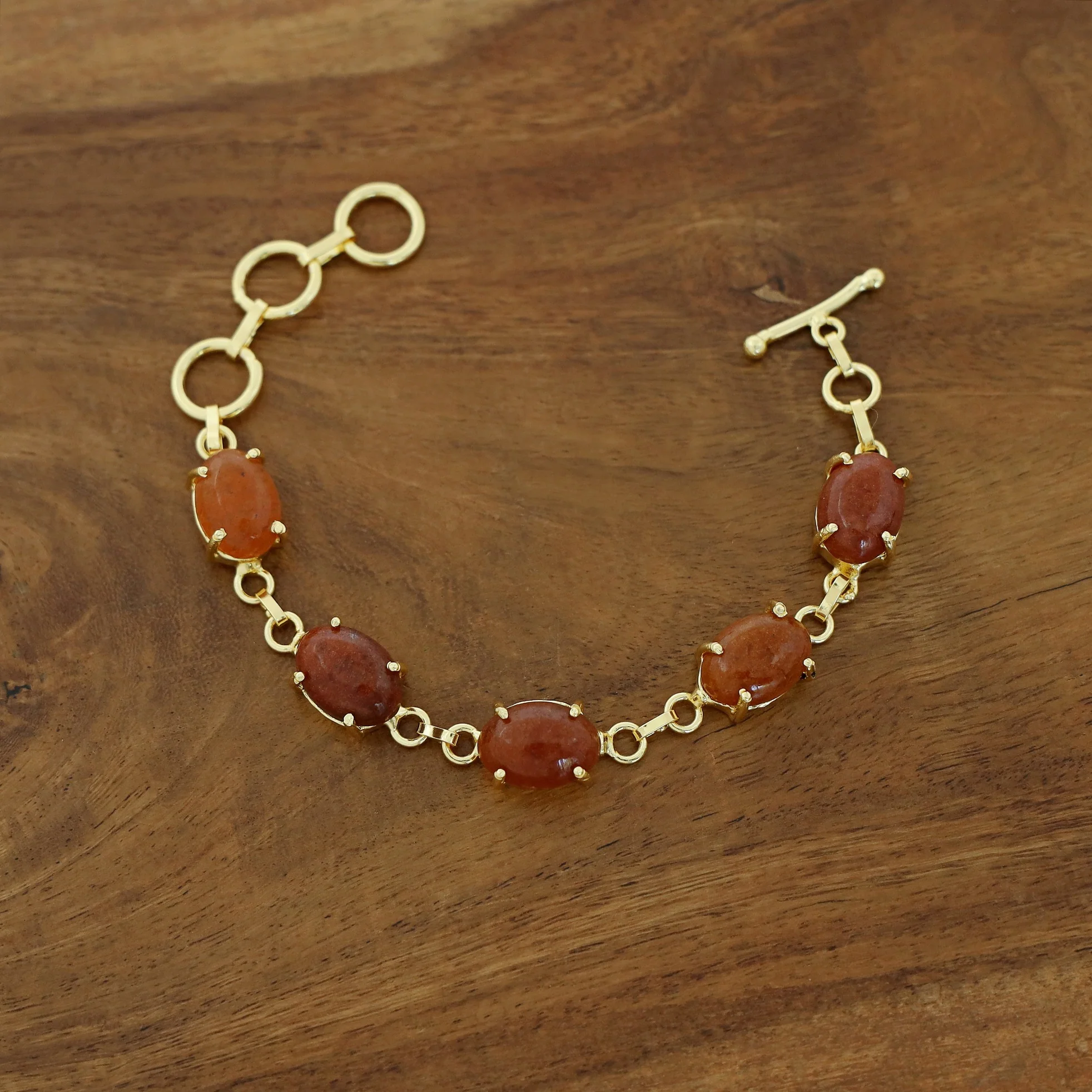 Mebal Golden Oval Natural Stone Claw Bracelet - Image 2