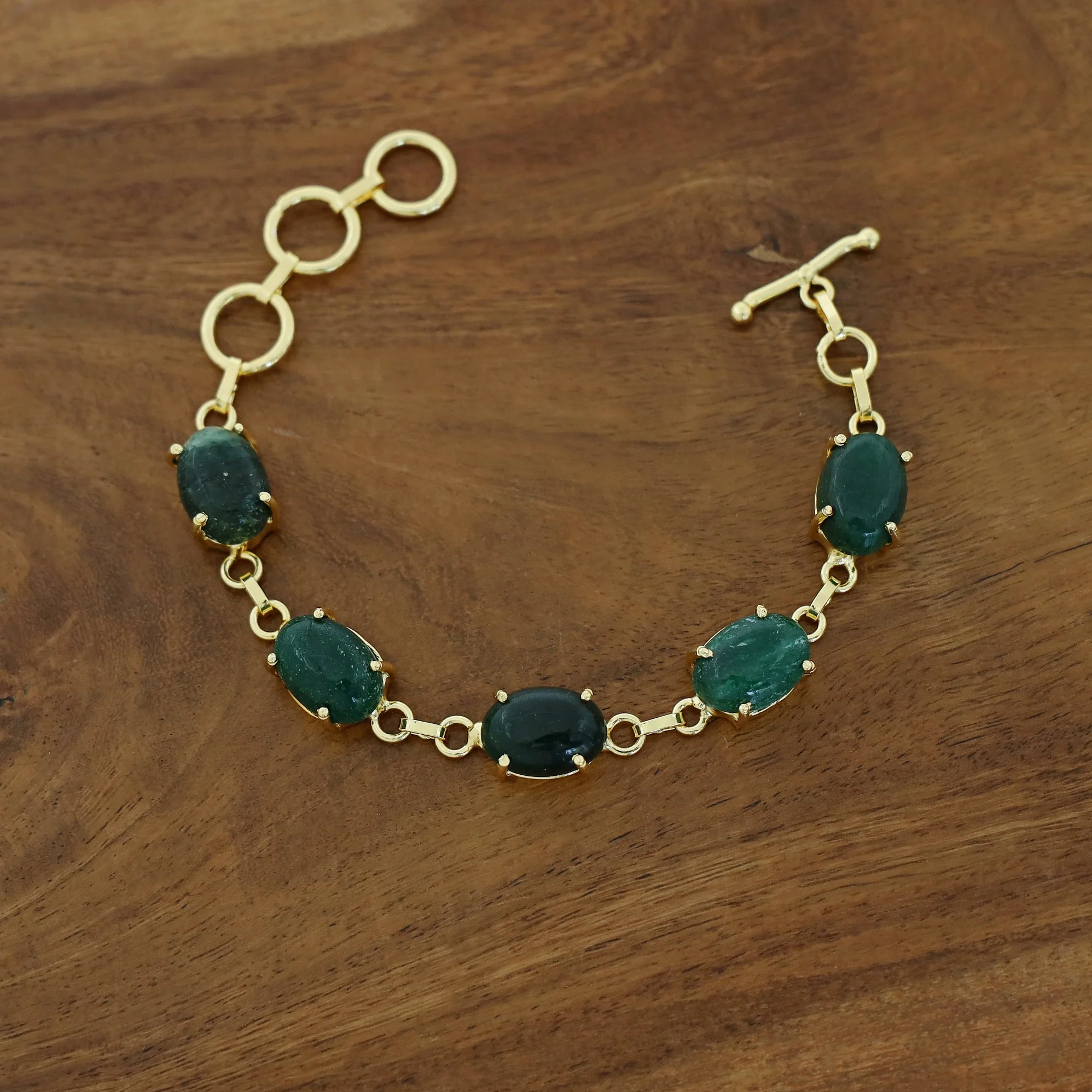 Mebal Golden Oval Natural Stone Claw Bracelet - Image 4