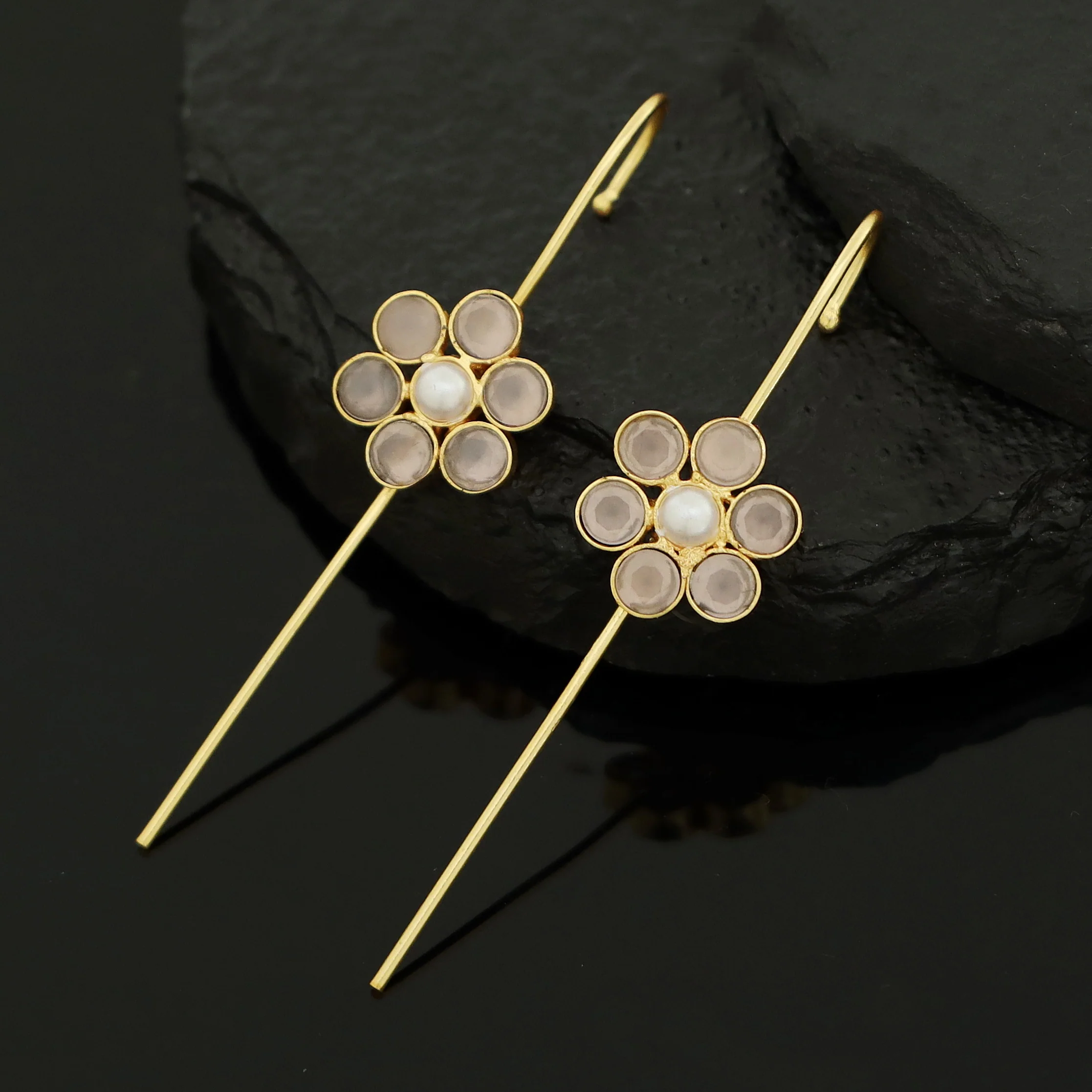 Meeta Glossy Flower Pearl Ear-Cuff (Set Of 2) - Image 11