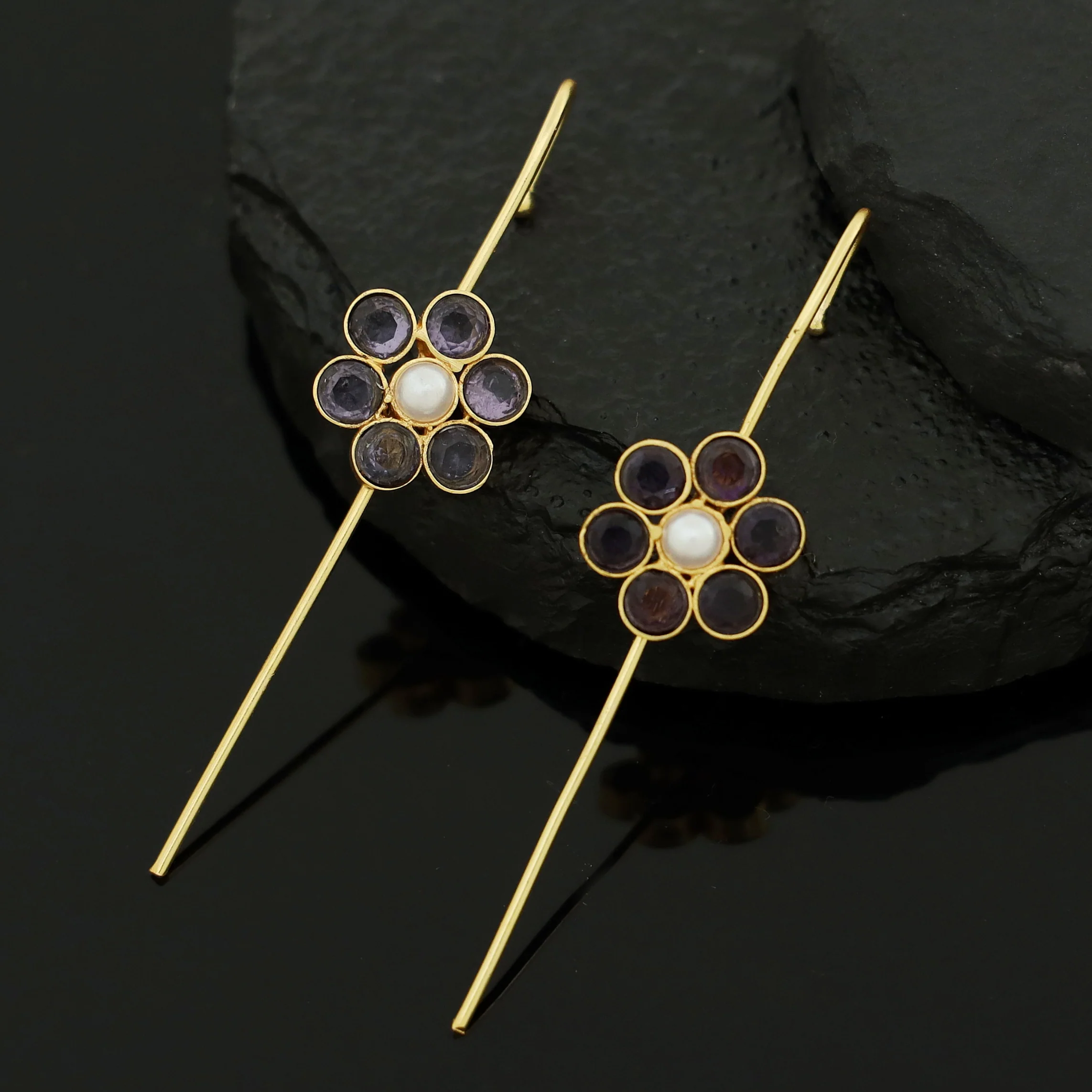 Meeta Glossy Flower Pearl Ear-Cuff (Set Of 2) - Image 4