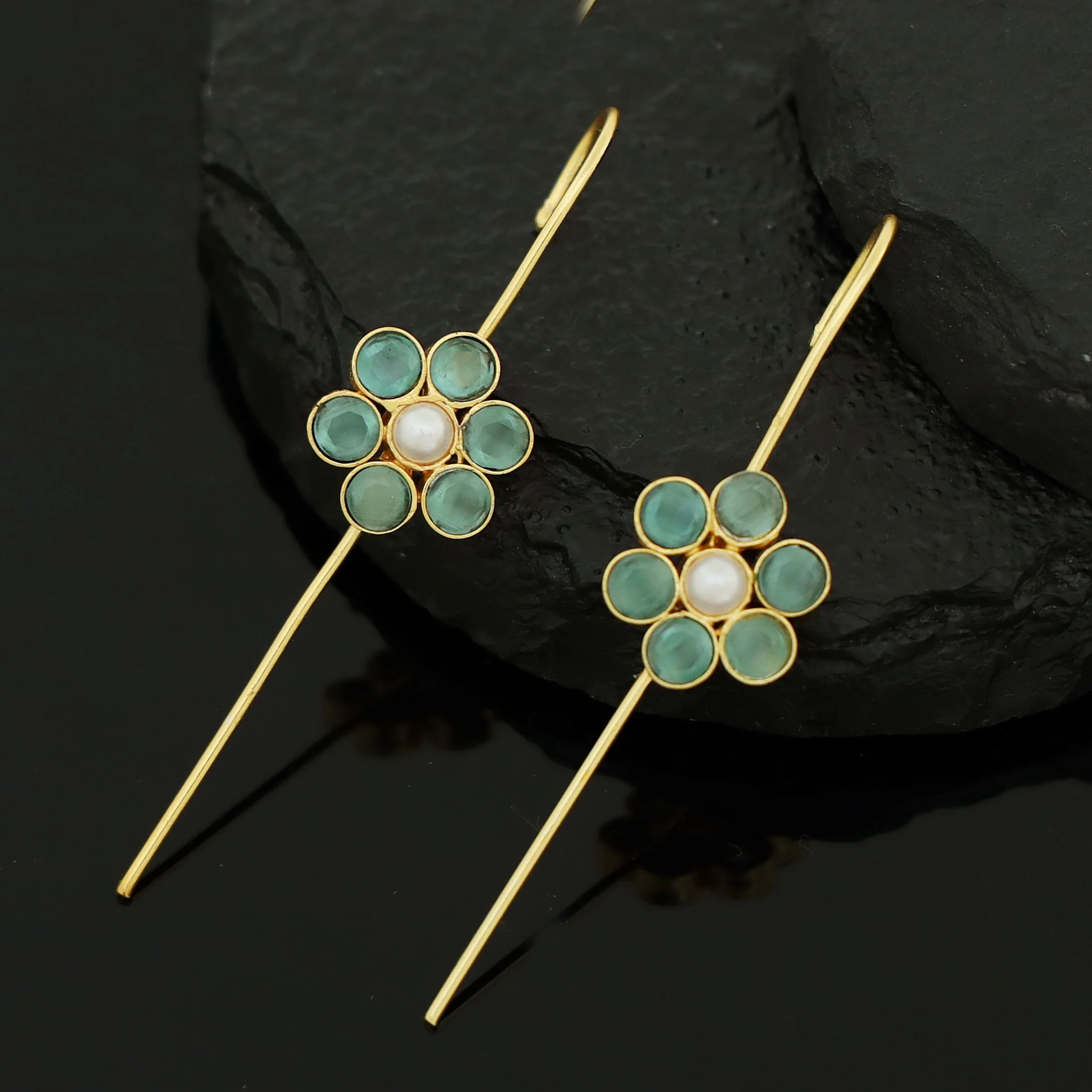 Meeta Glossy Flower Pearl Ear-Cuff (Set Of 2) - Image 6