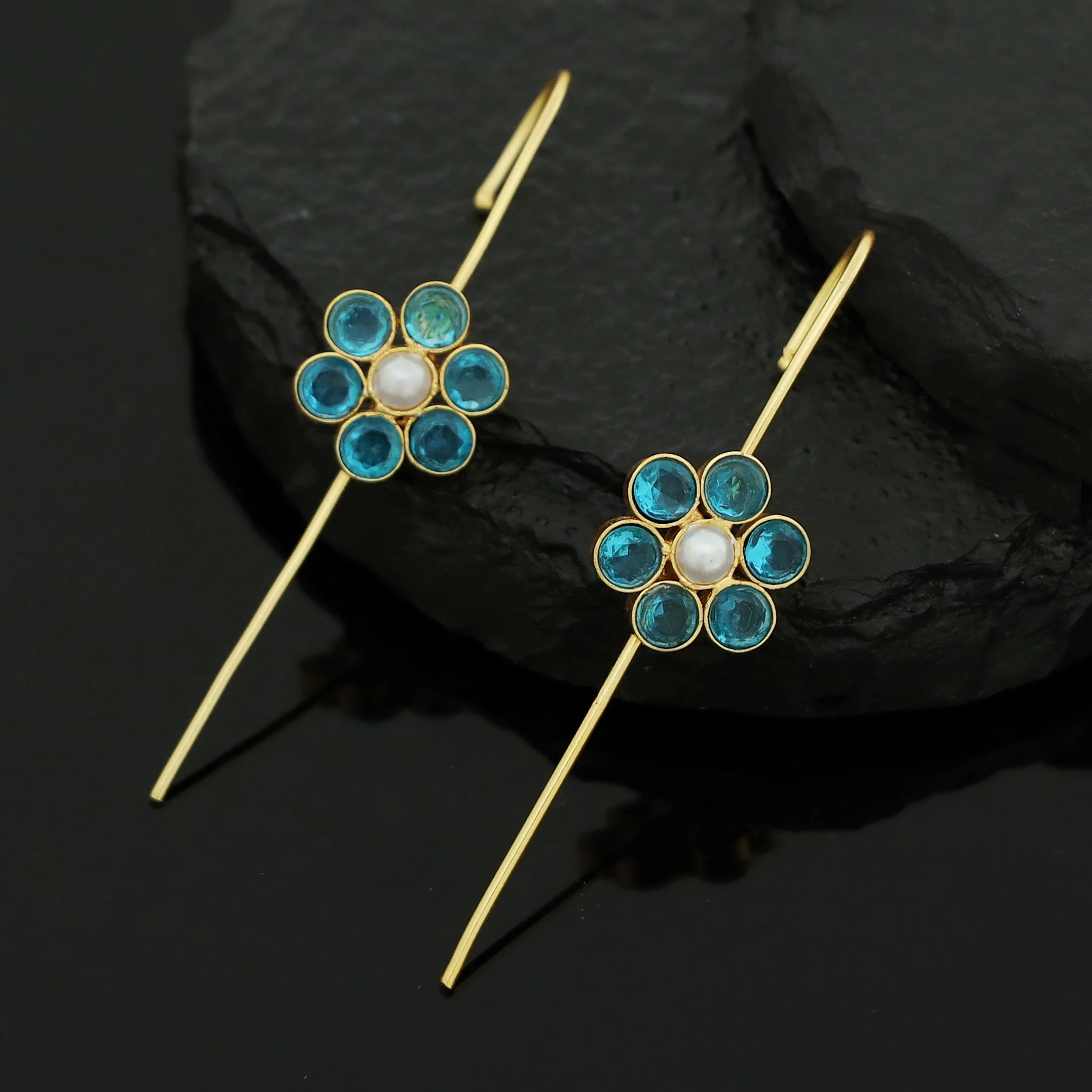 Meeta Glossy Flower Pearl Ear-Cuff (Set Of 2) - Image 8