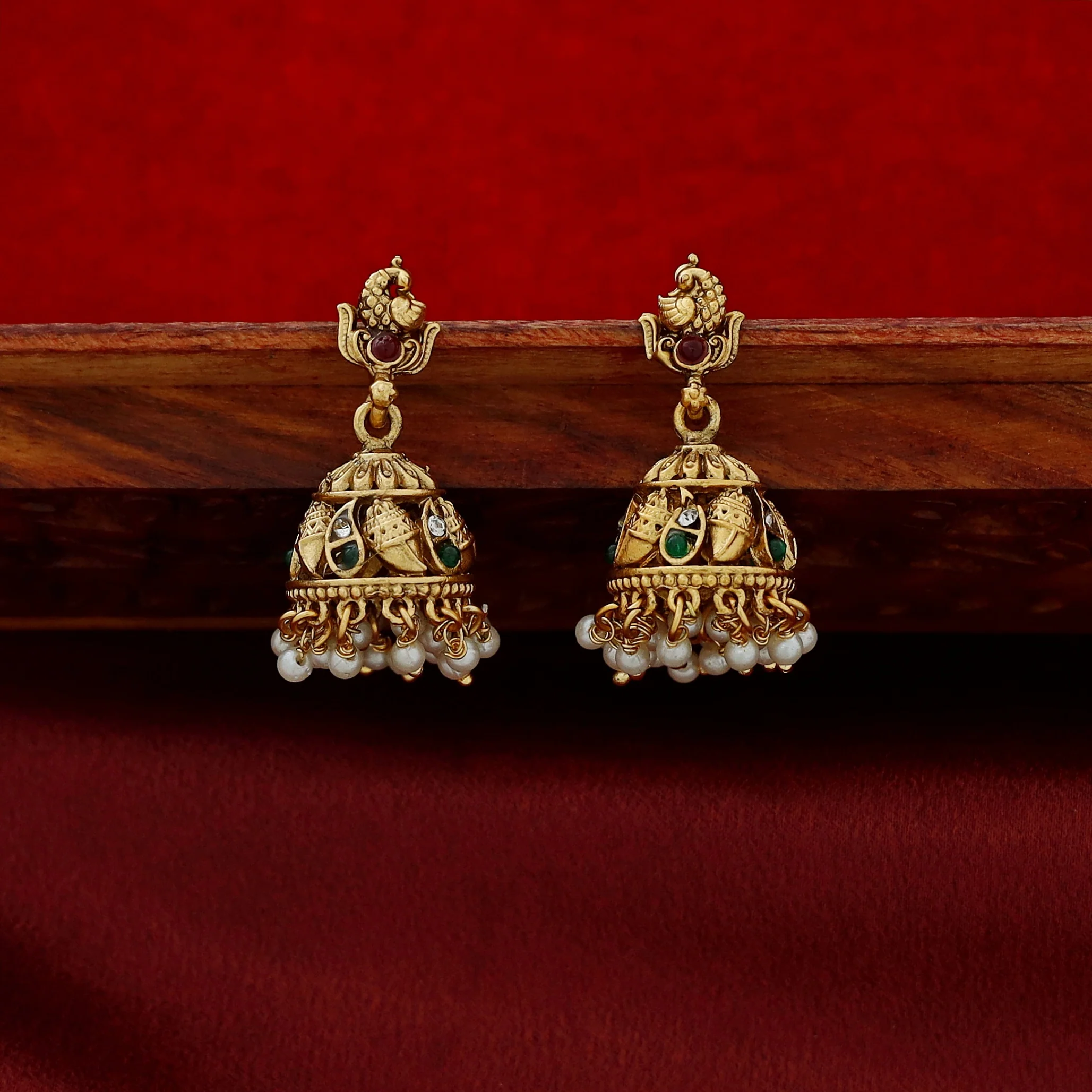 Meghna Devi Jadau kundan Mango Bridal Set Neckpiece With Earring - Image 4