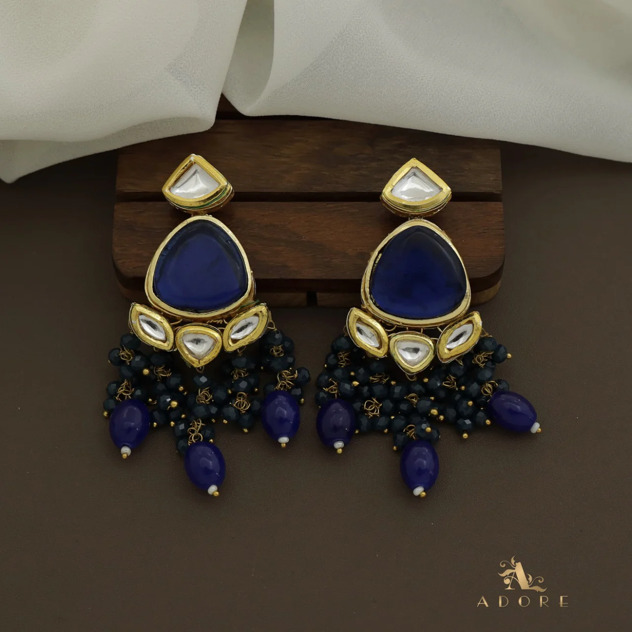 Mehanaz Kundan Choker With Earring - Image 14