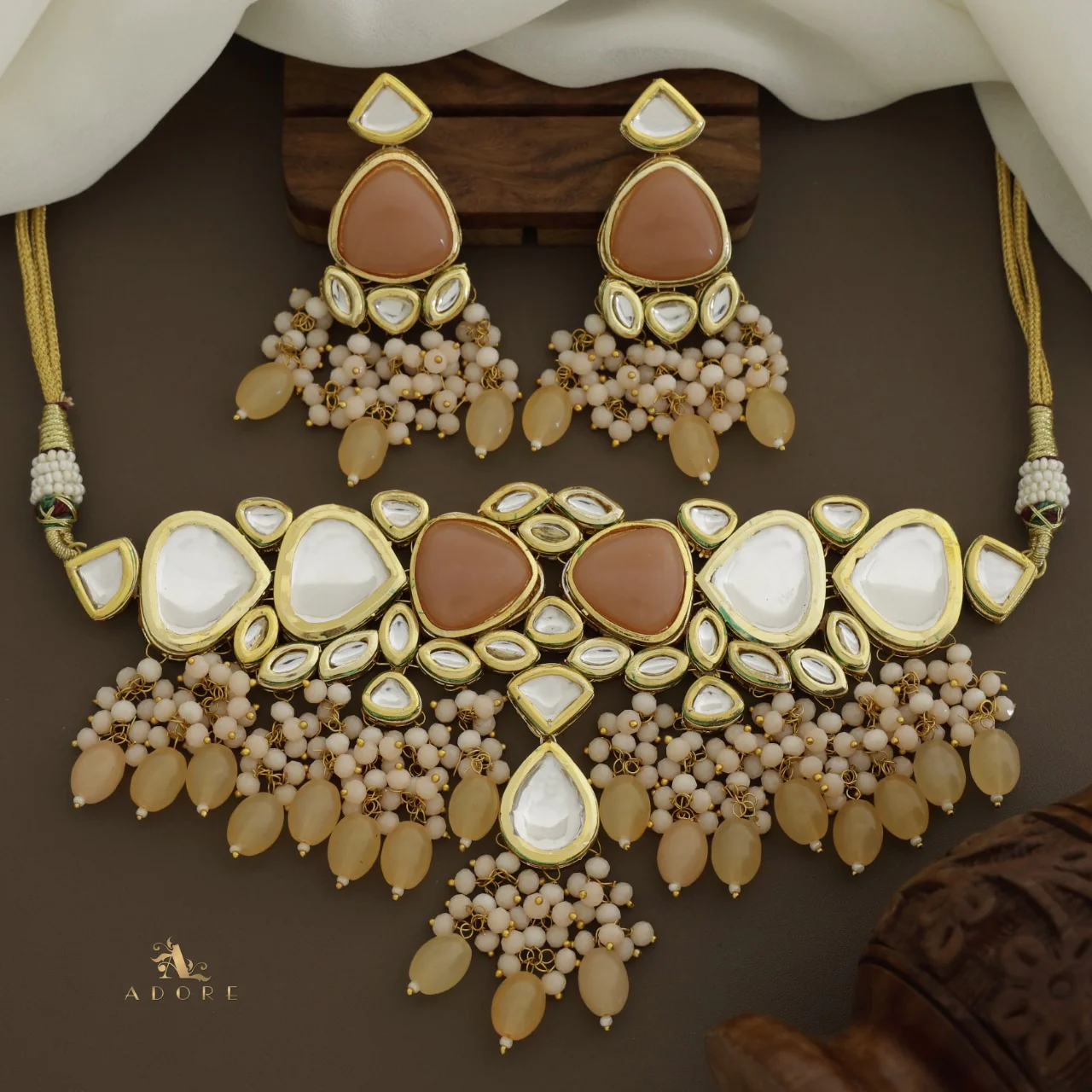 Mehanaz Kundan Choker With Earring - Image 23