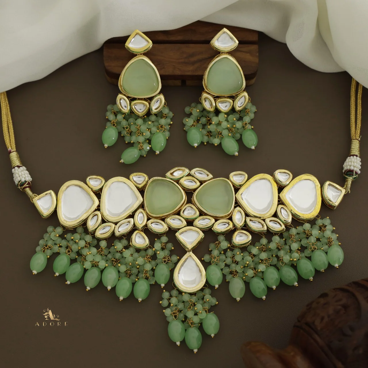 Mehanaz Kundan Choker With Earring - Image 25
