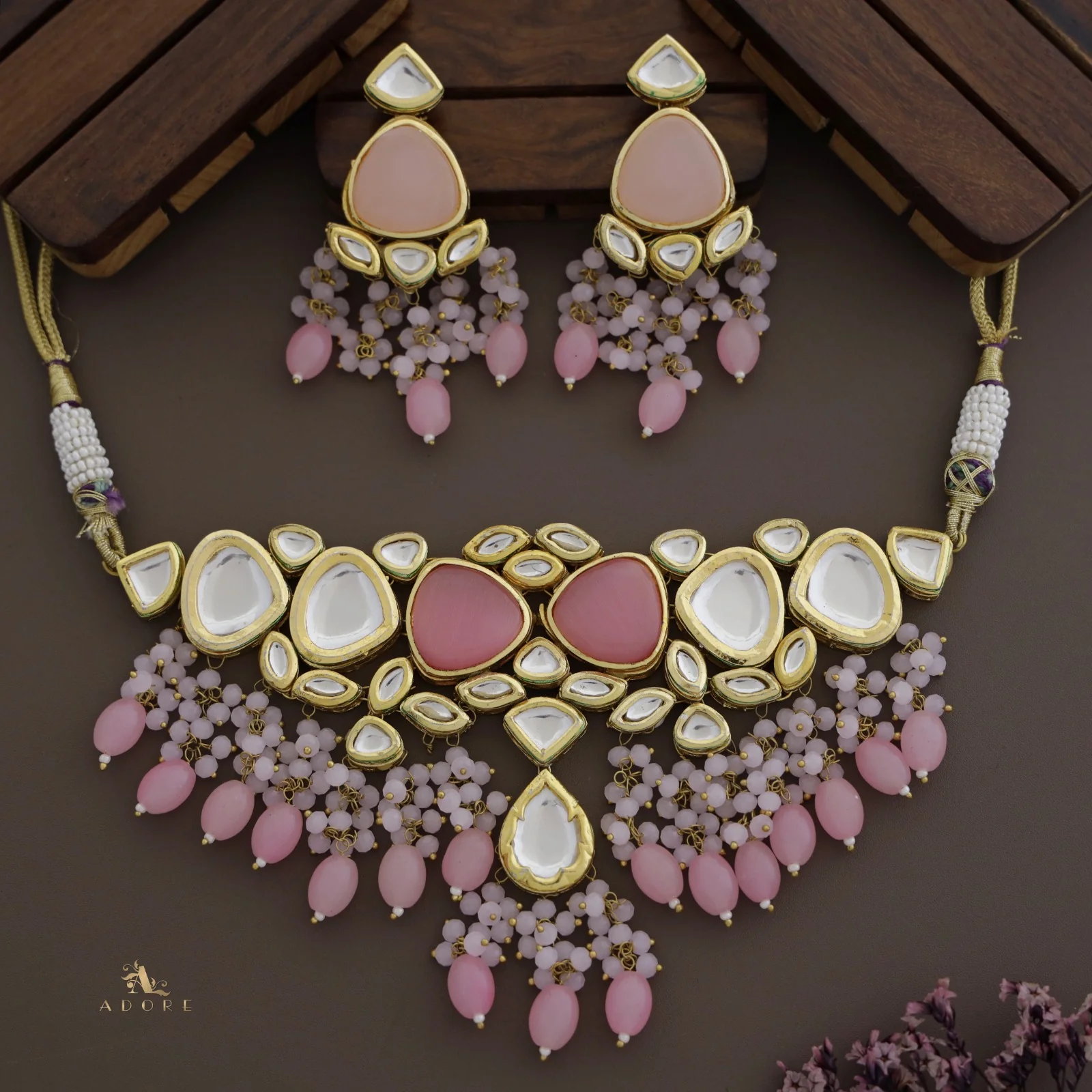 Mehanaz Kundan Choker With Earring - Image 27