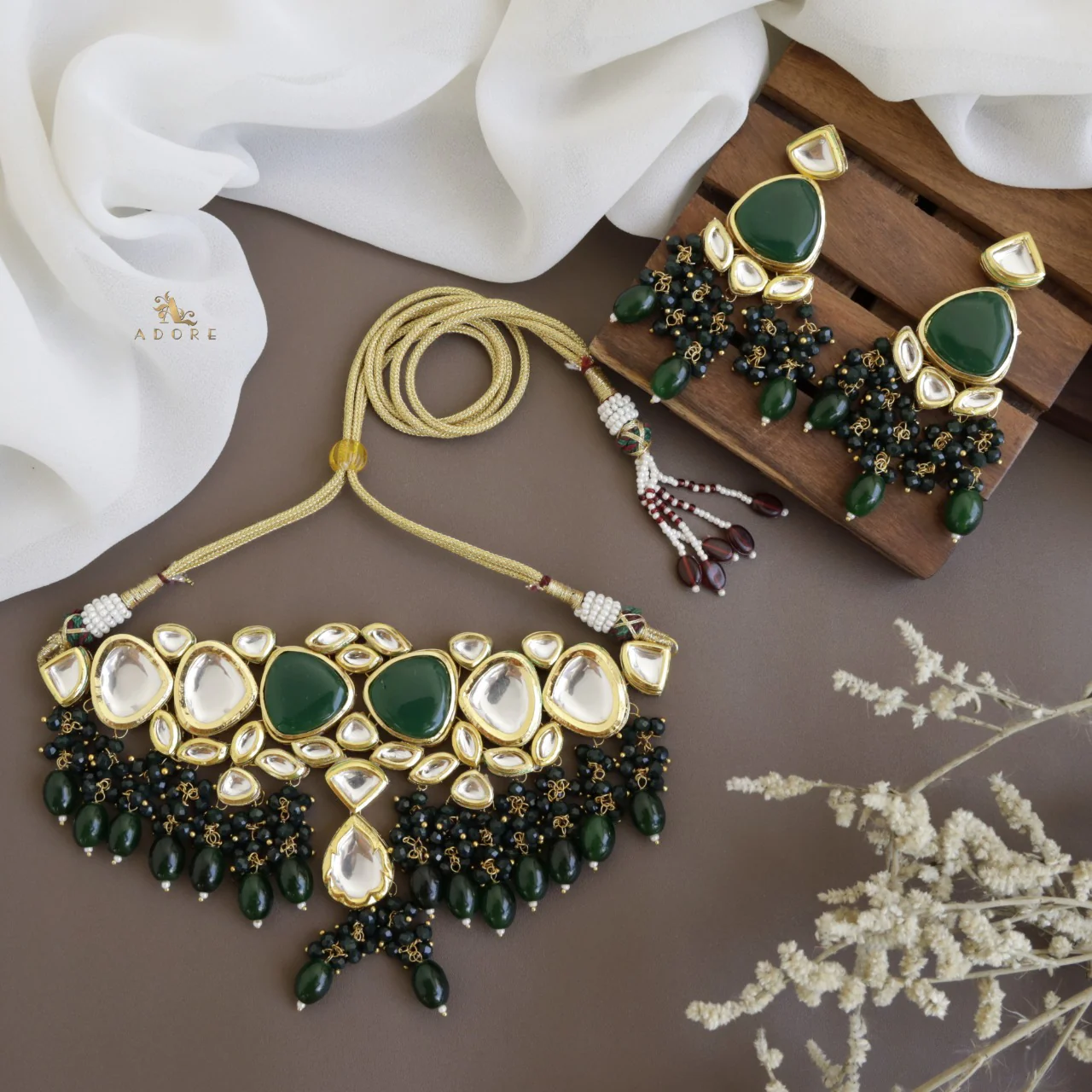 Mehanaz Kundan Choker With Earring - Image 3