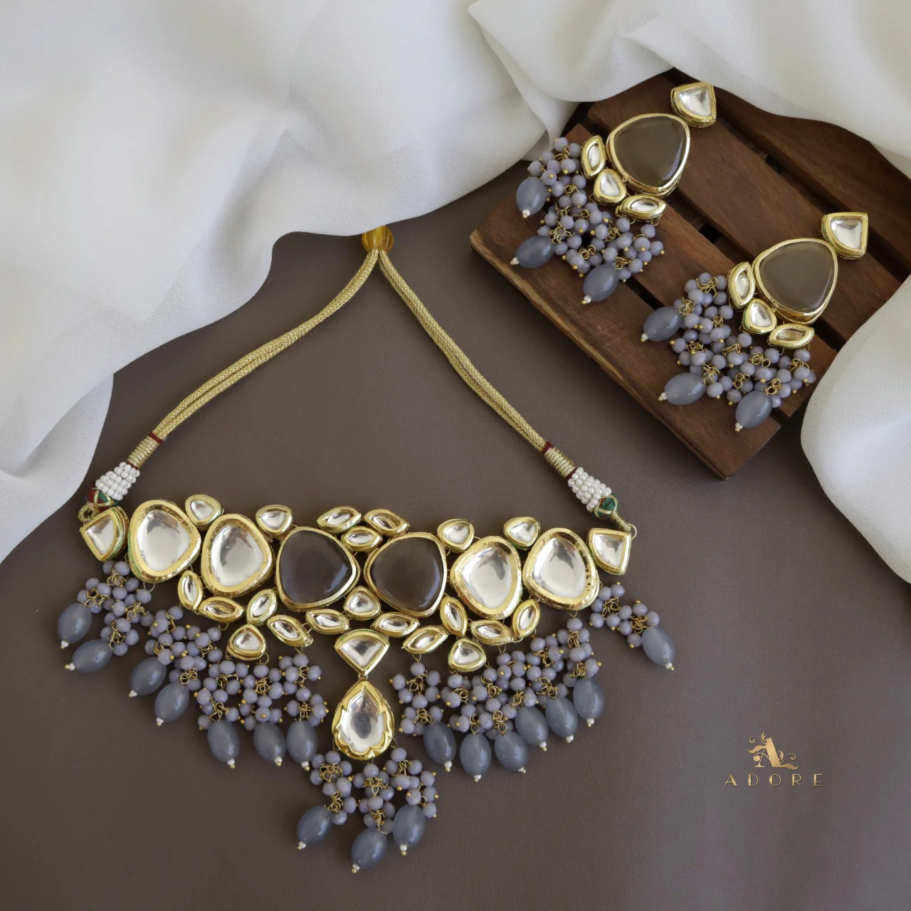 Mehanaz Kundan Choker With Earring - Image 6