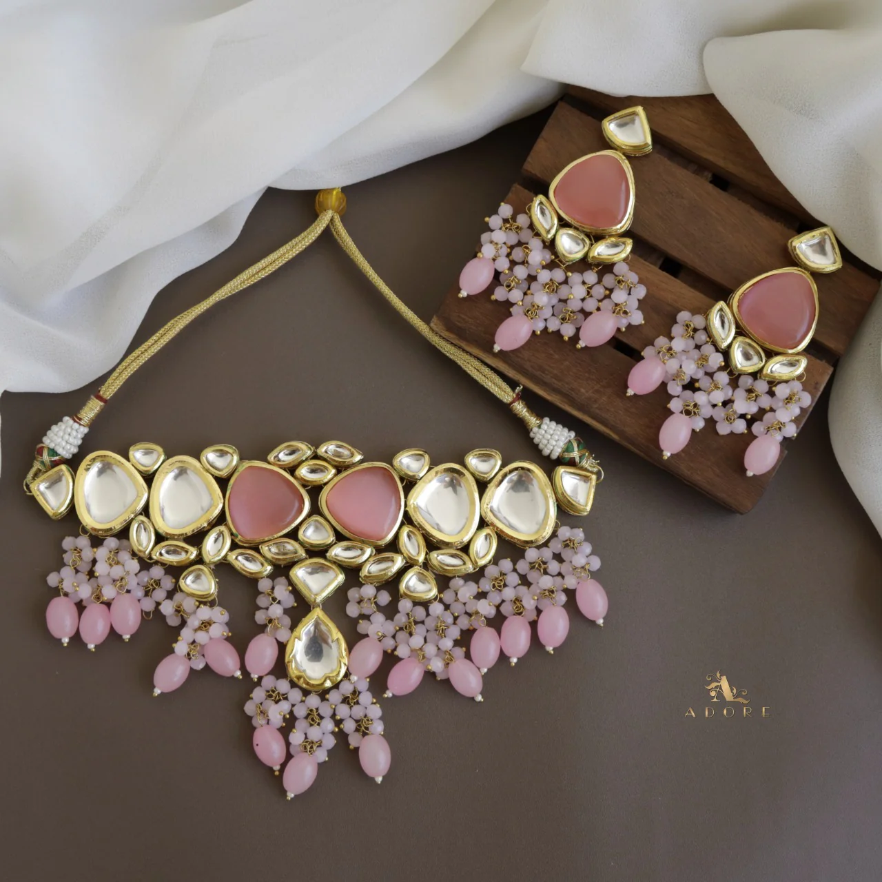 Mehanaz Kundan Choker With Earring - Image 7