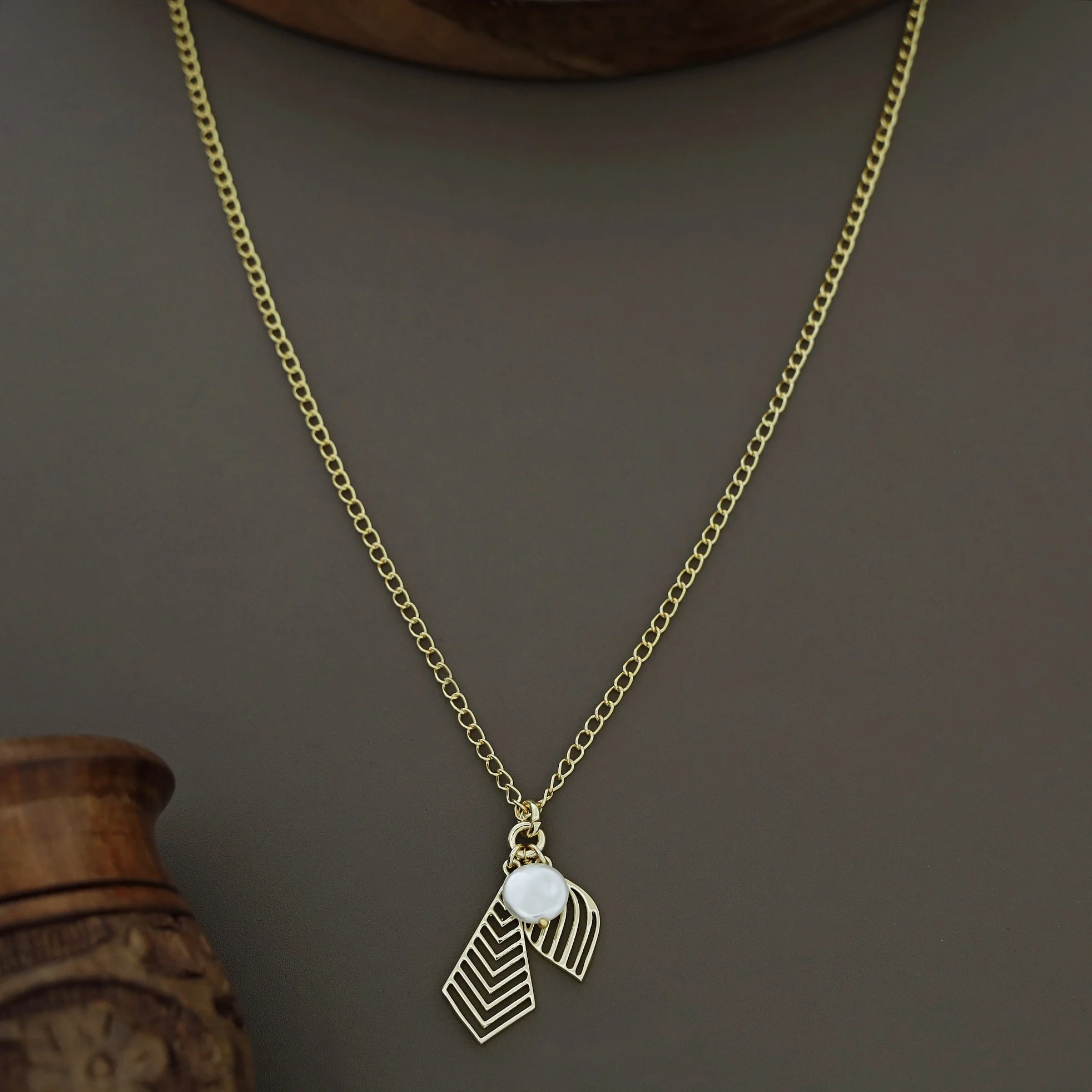 Mehara Dual Pendant Baroque Neckpiece - Image 2