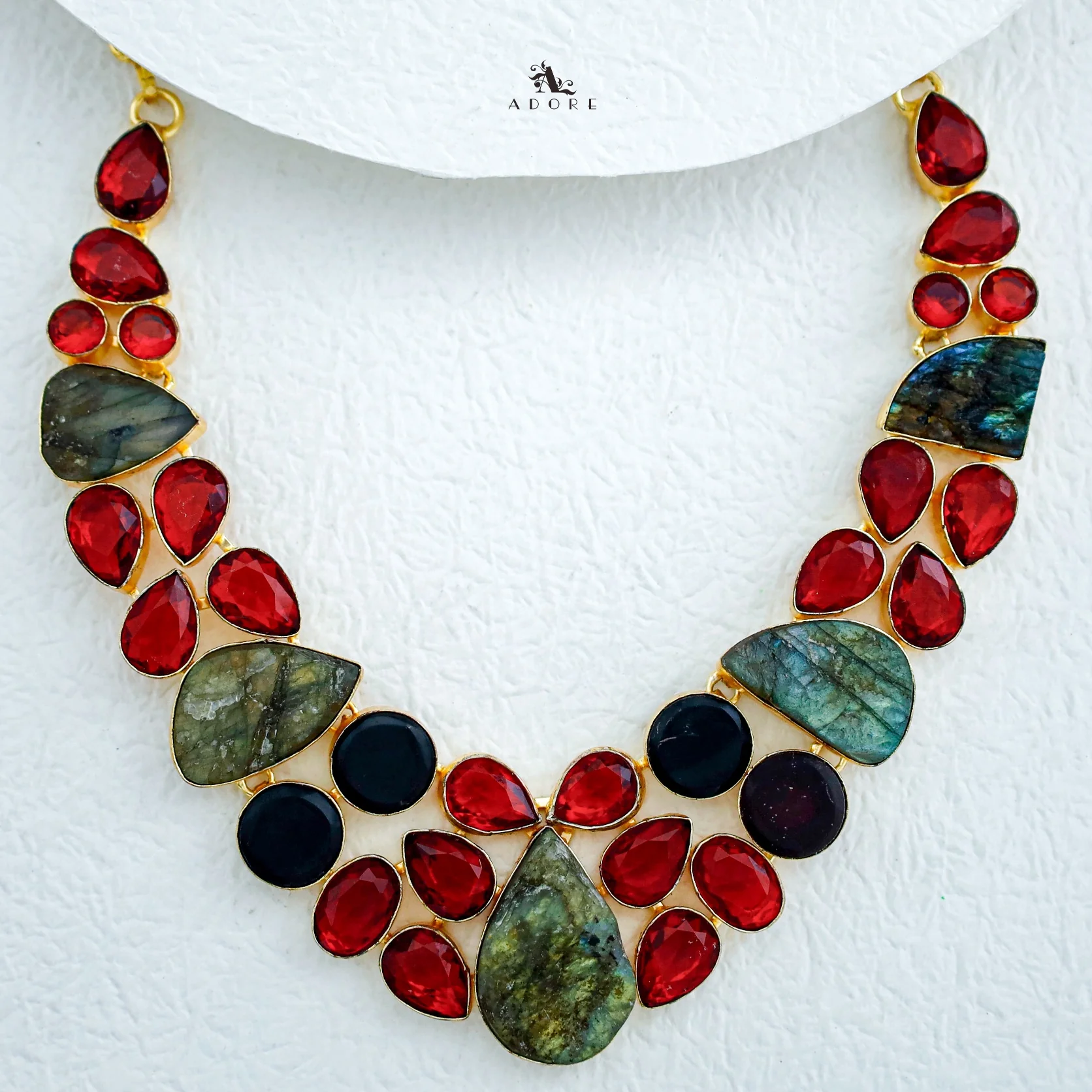 Meline Zera Neckpiece - Image 2