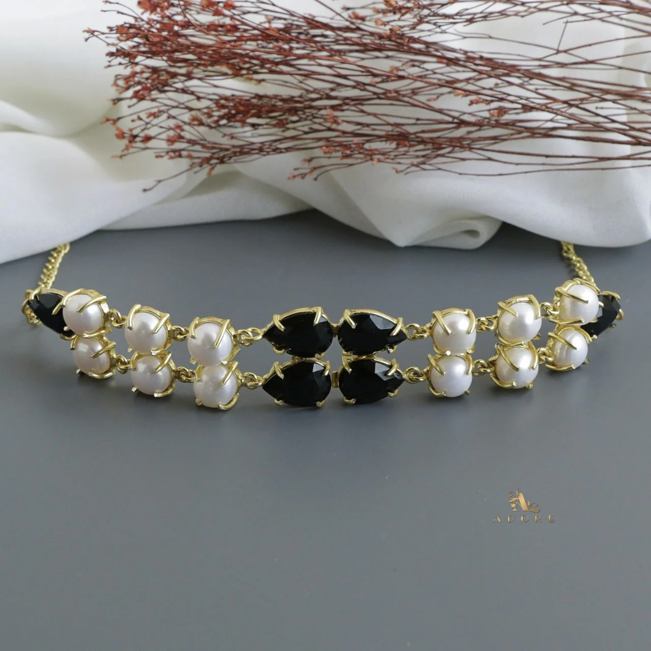 Melvina Glossy + Fresh Water Pearl Choker - Image 10