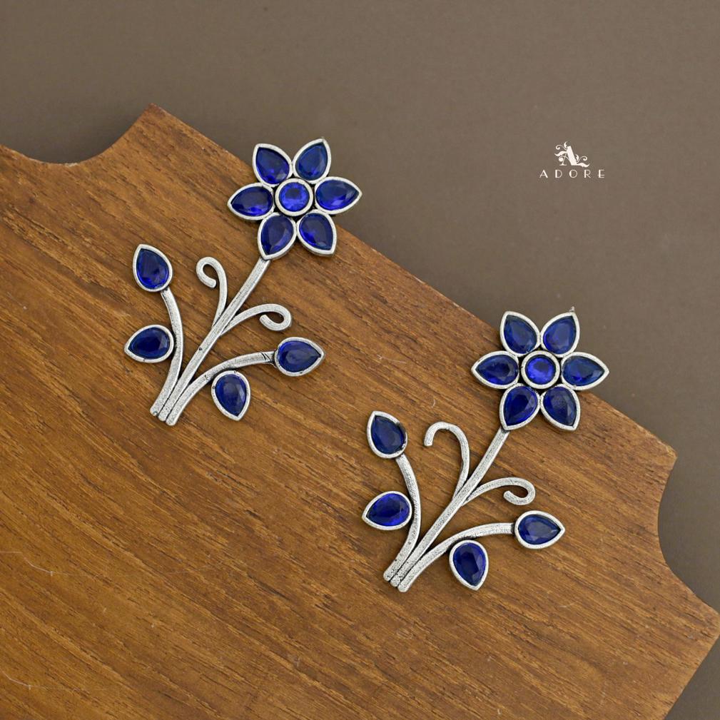 Melvirra Flower Glossy Earring - Image 10