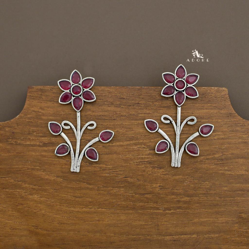Melvirra Flower Glossy Earring - Image 7