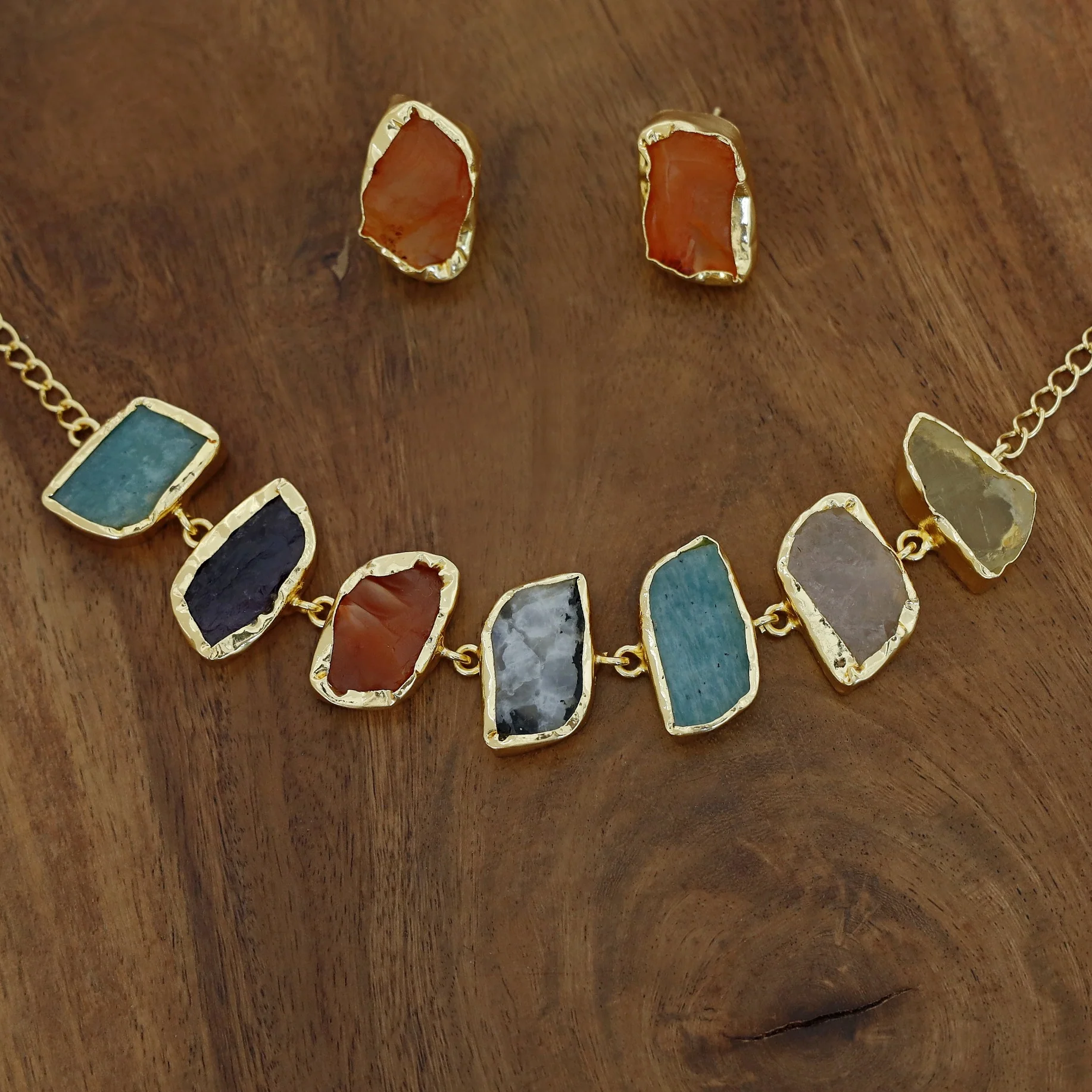 Merlot Raw Stone Multicolour Choker With Stud - Image 17