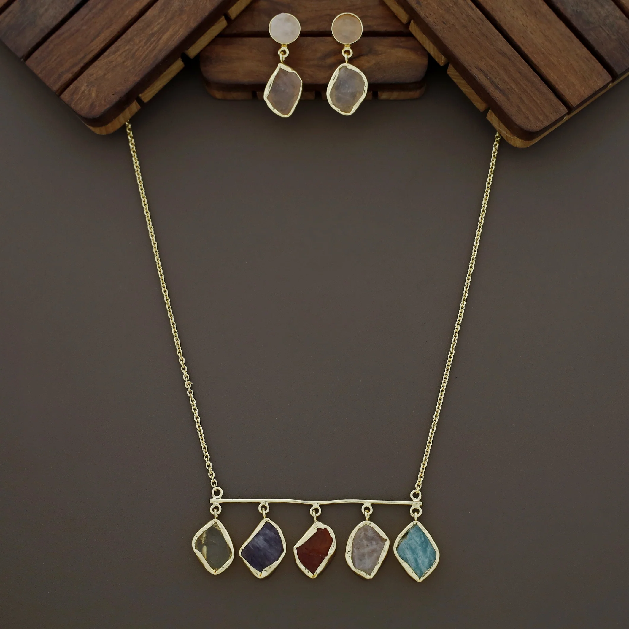 Meteorite Raw Stone Neckpiece with Earrings - Image 10