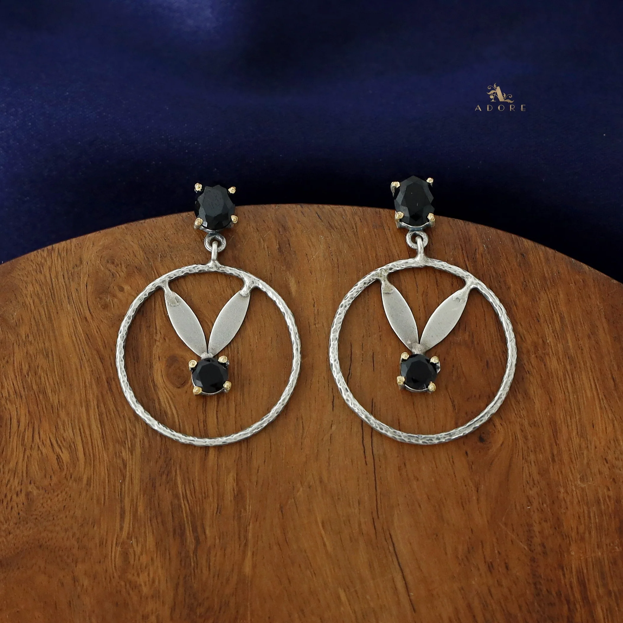 Metilda 2 Leafy Glossy Hoop Earring - Image 7