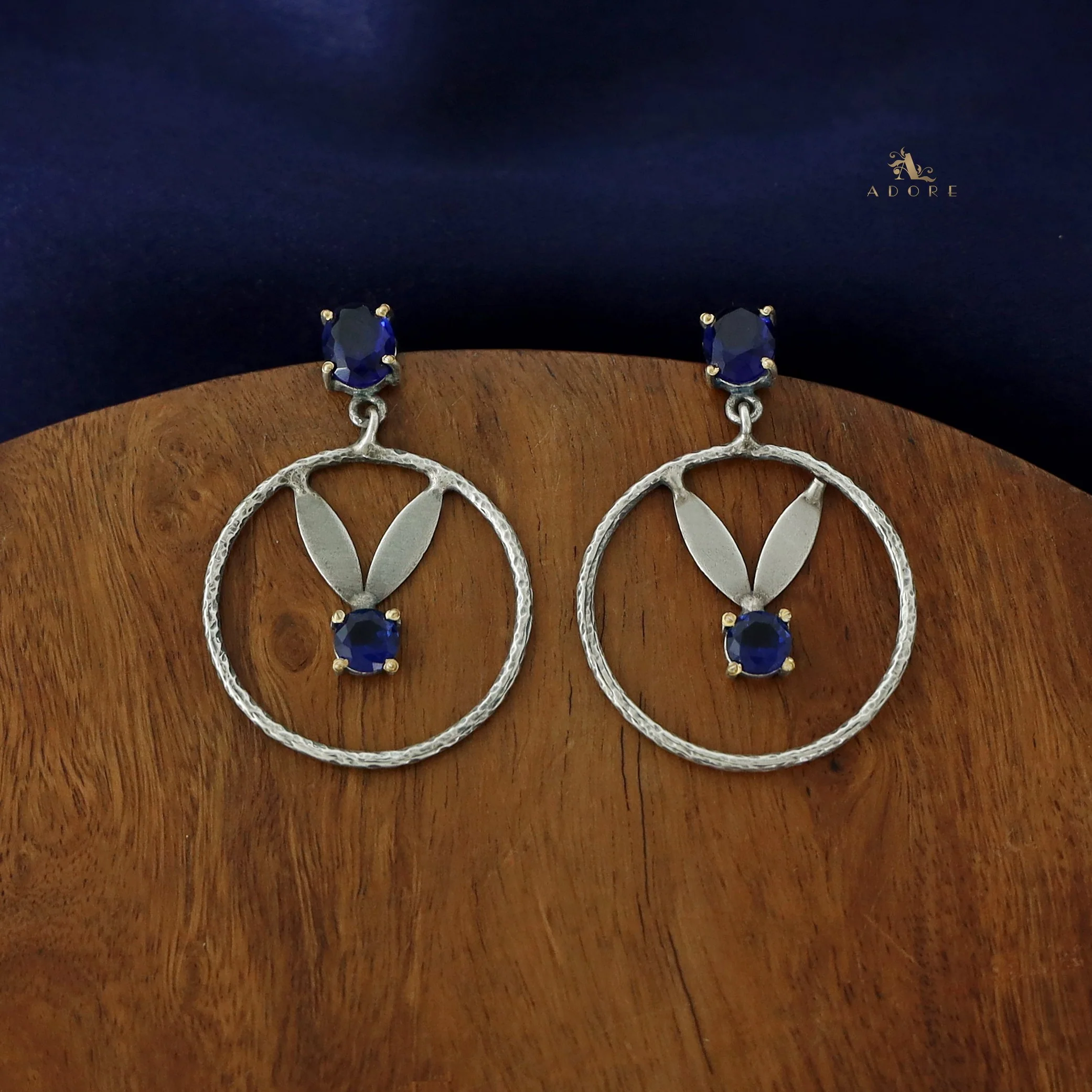 Metilda 2 Leafy Glossy Hoop Earring - Image 8