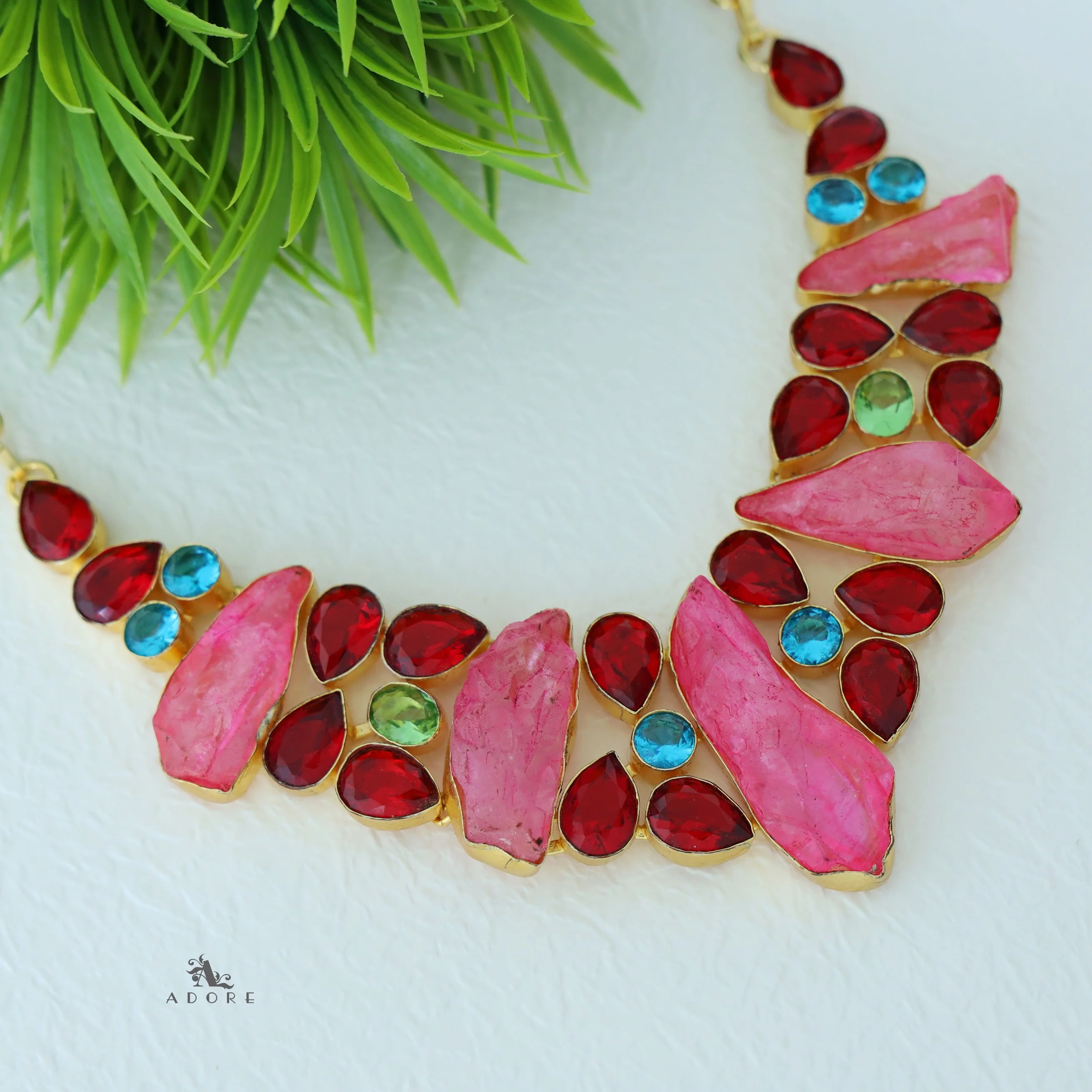 Mia Neckpiece - Image 3
