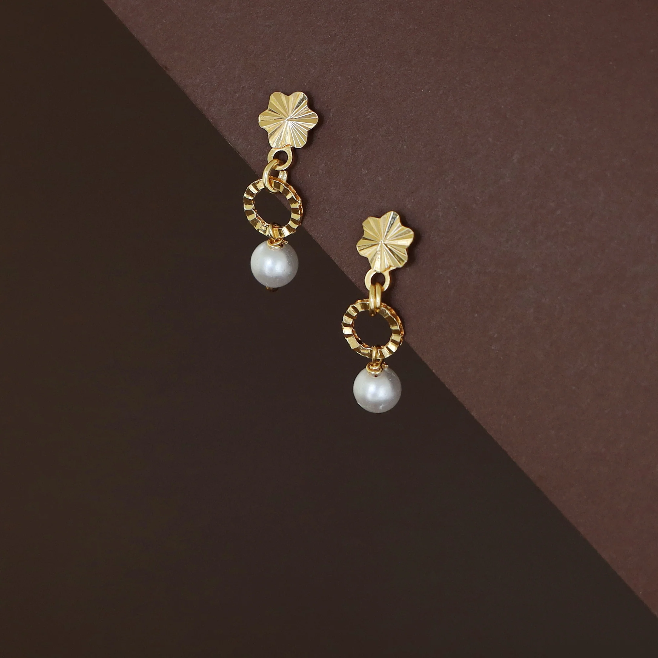 Midhia Floral Pearl Stud - Image 3