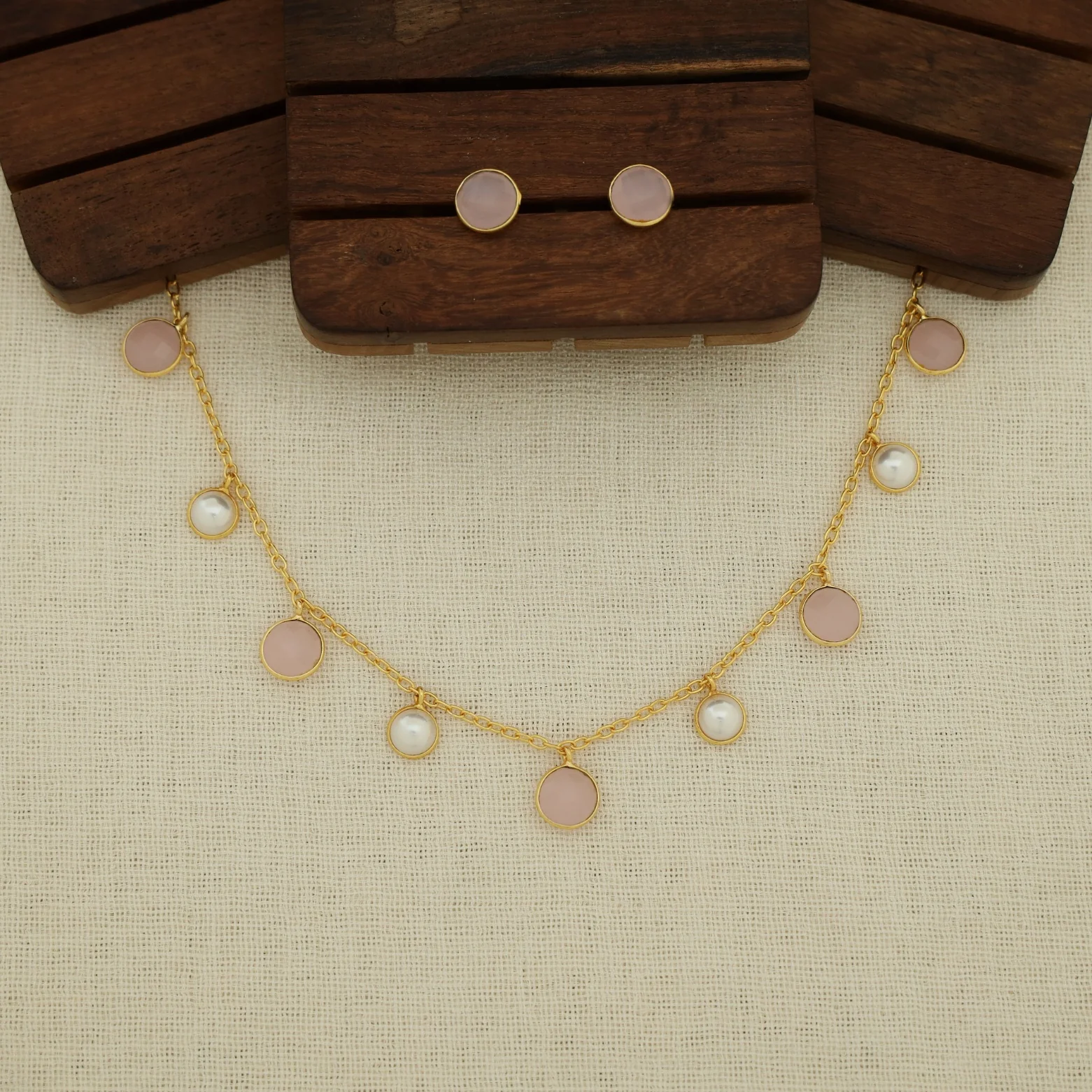 Mihaara Pearl Neckpiece With Stud (Colour Option) - Image 10