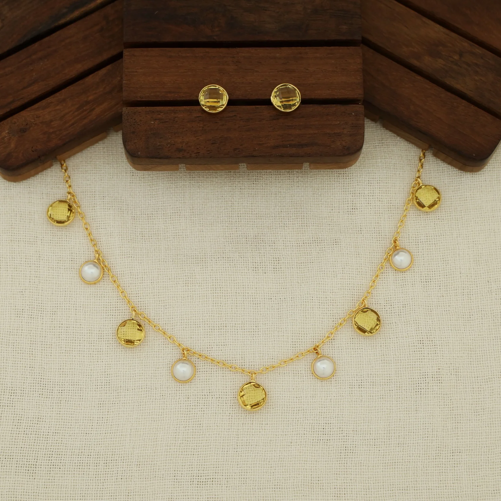 Mihaara Pearl Neckpiece With Stud (Colour Option) - Image 6
