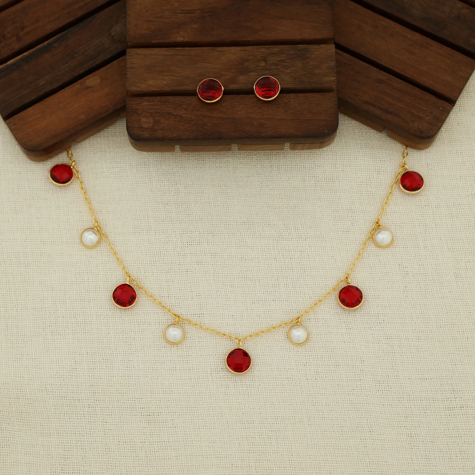 Mihaara Pearl Neckpiece With Stud (Colour Option) - Image 7