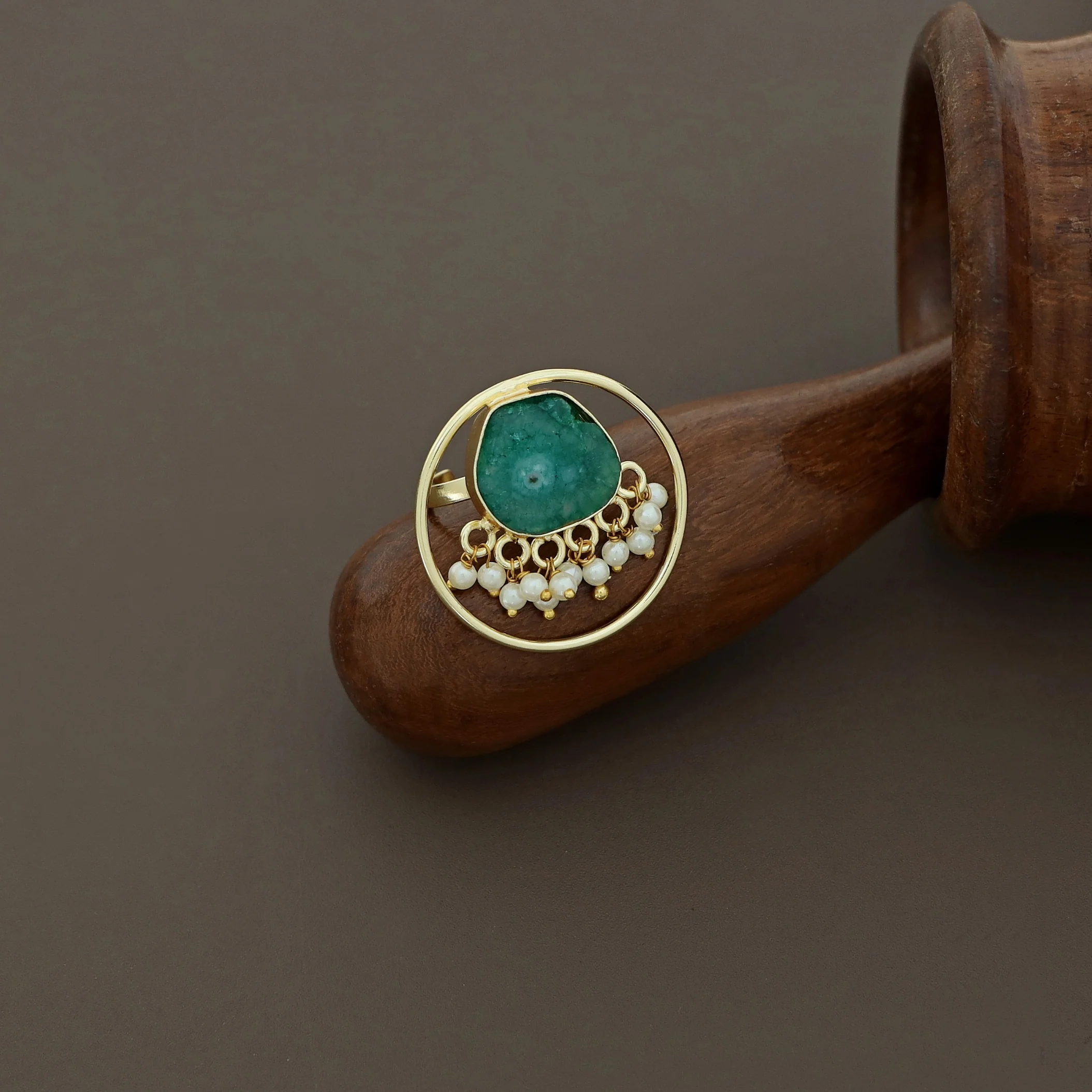 Mihika Round Agate with Pearl Ring - Image 18