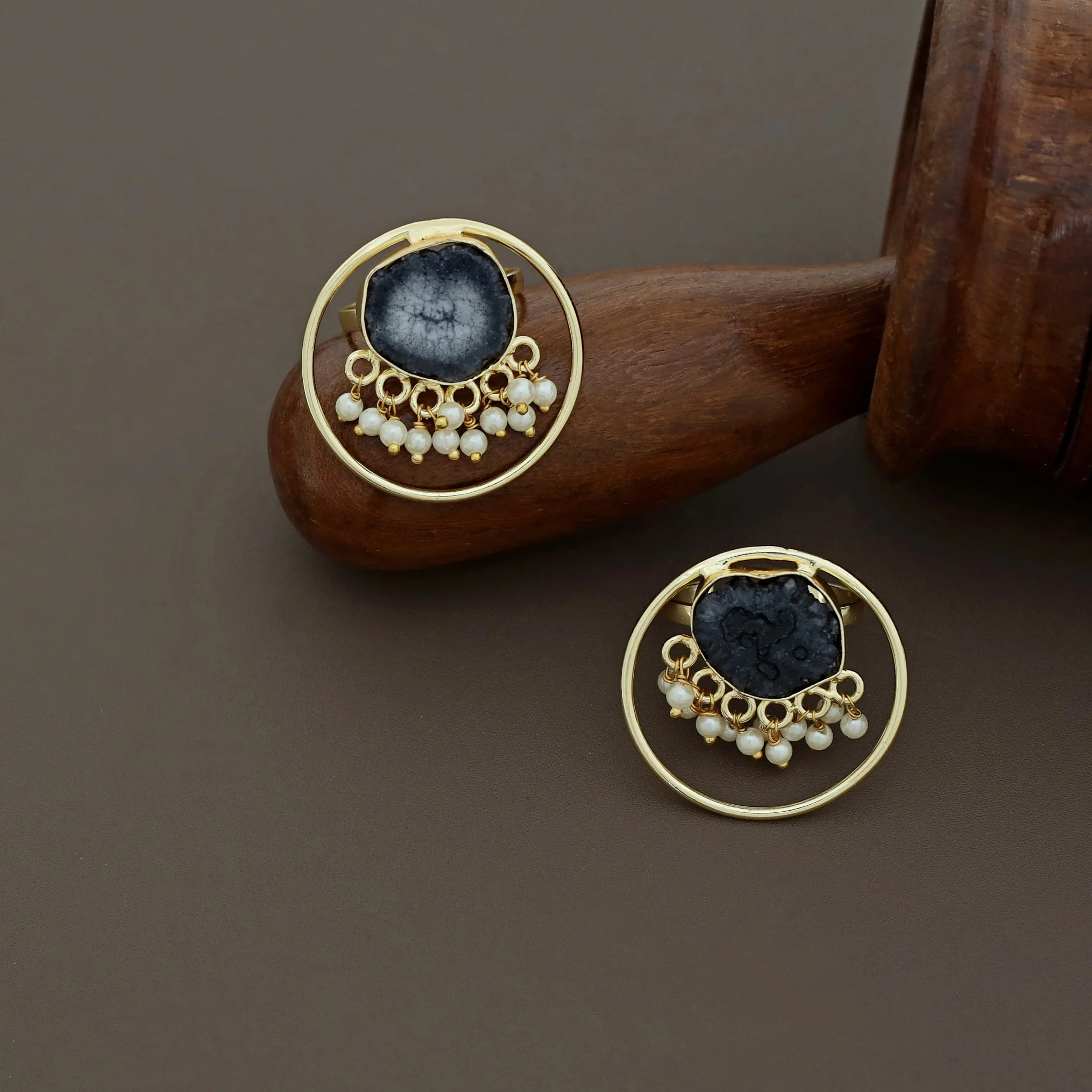 Mihika Round Agate with Pearl Ring - Image 21