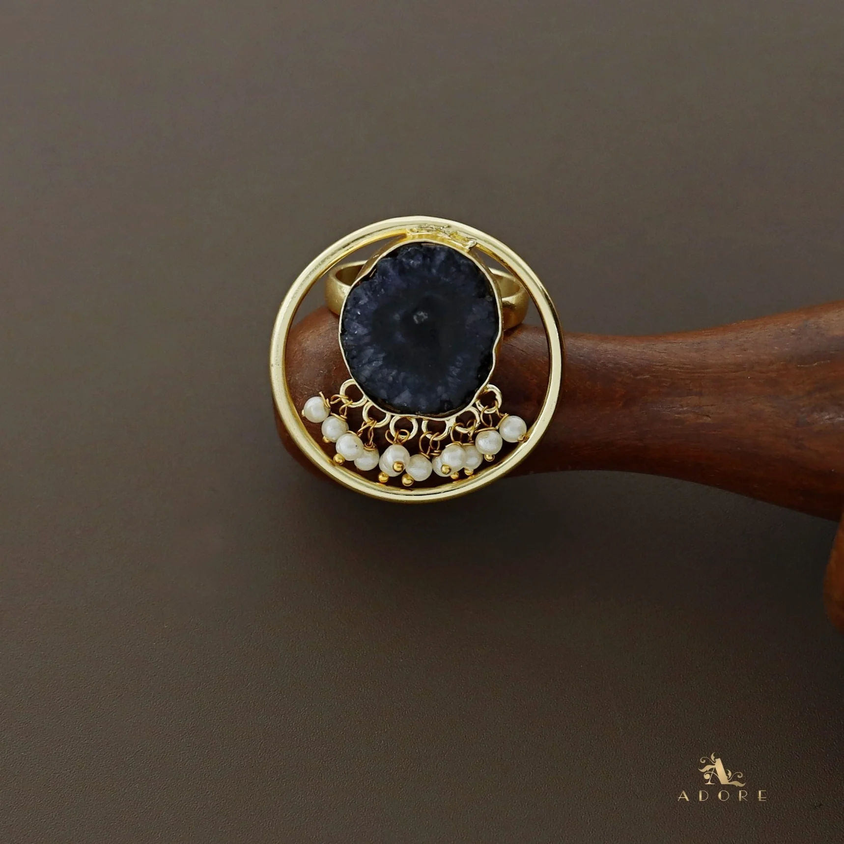 Mihika Round Agate with Pearl Ring - Image 3