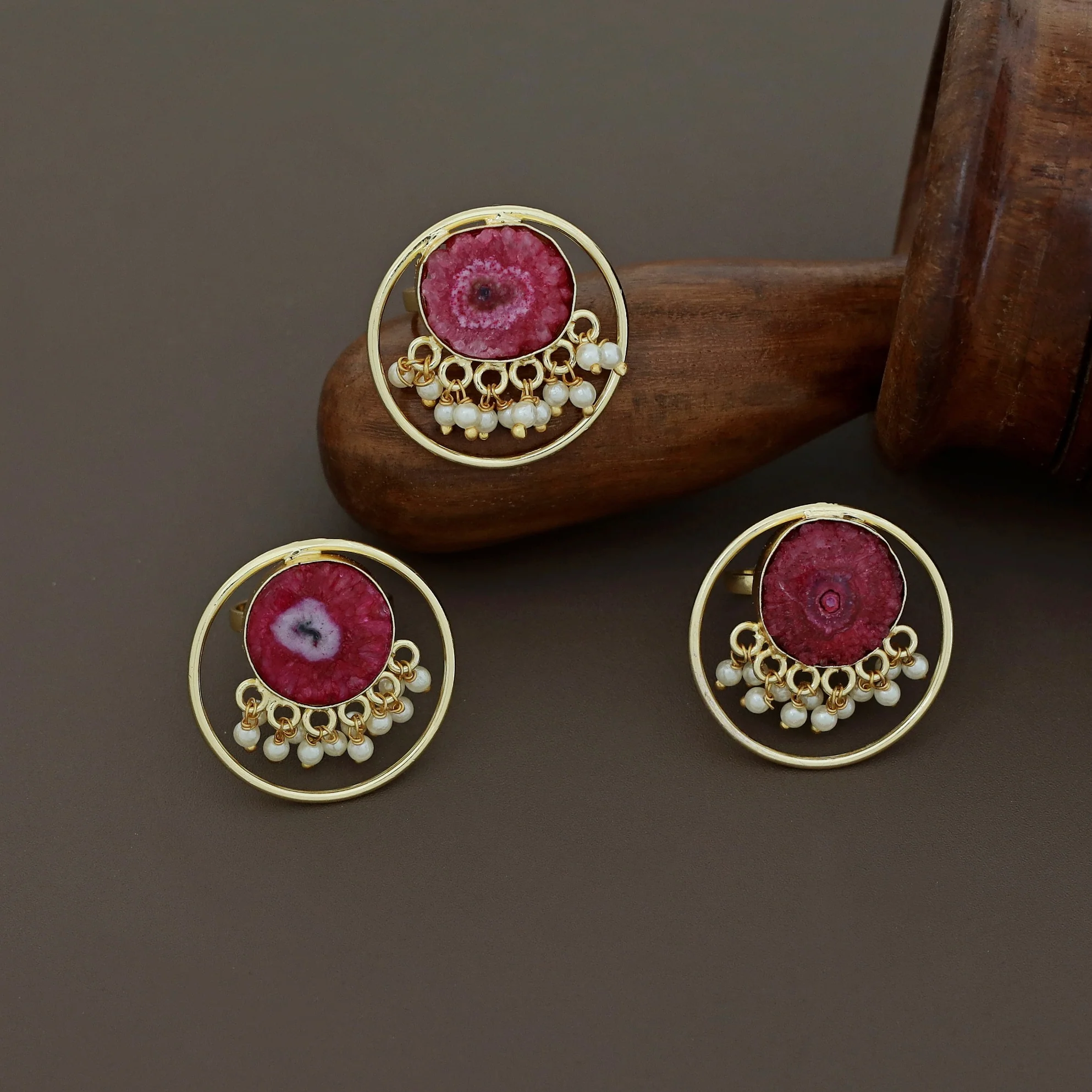 Mihika Round Agate with Pearl Ring - Image 4