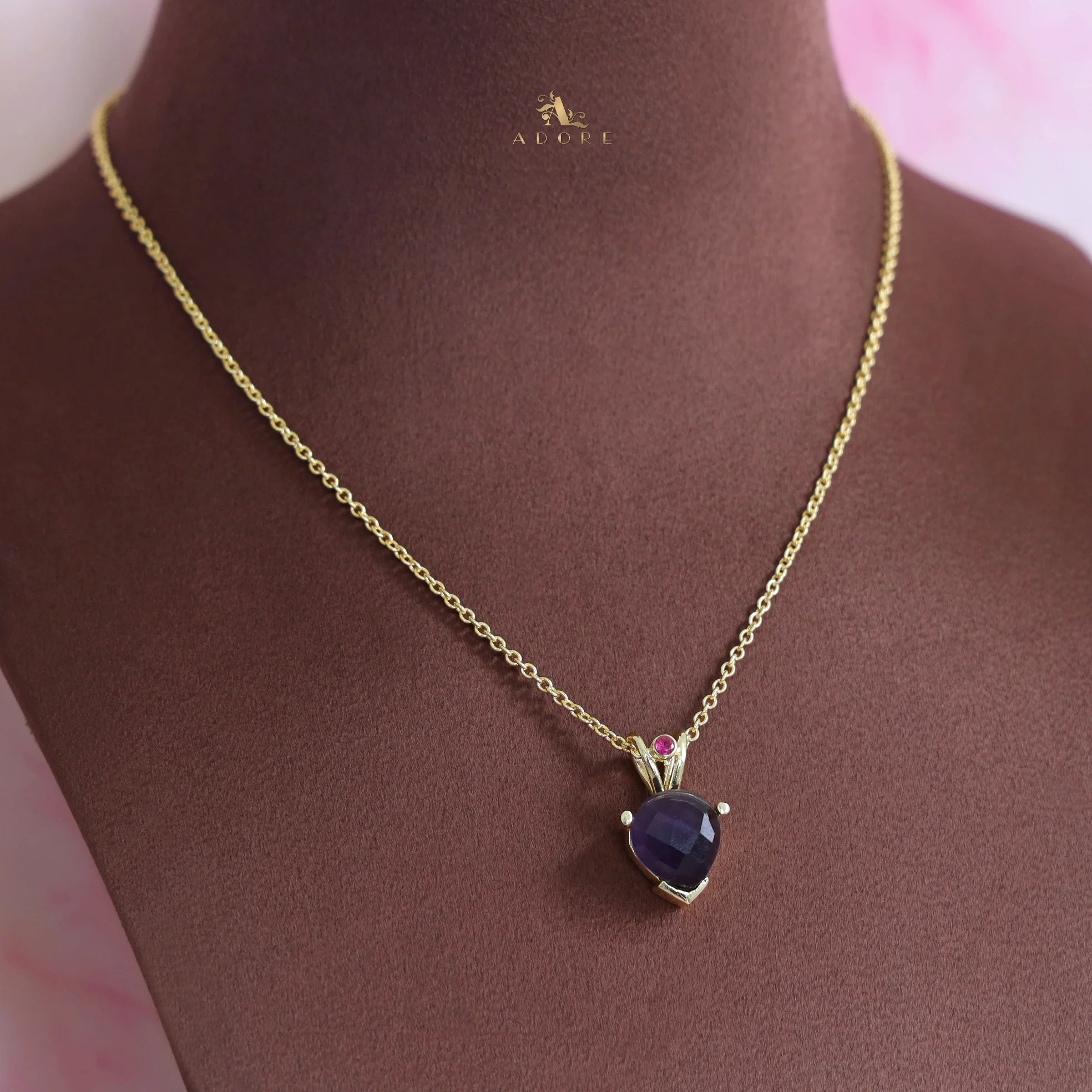 Millie Glossy Claw Drop Neckpiece - Image 2
