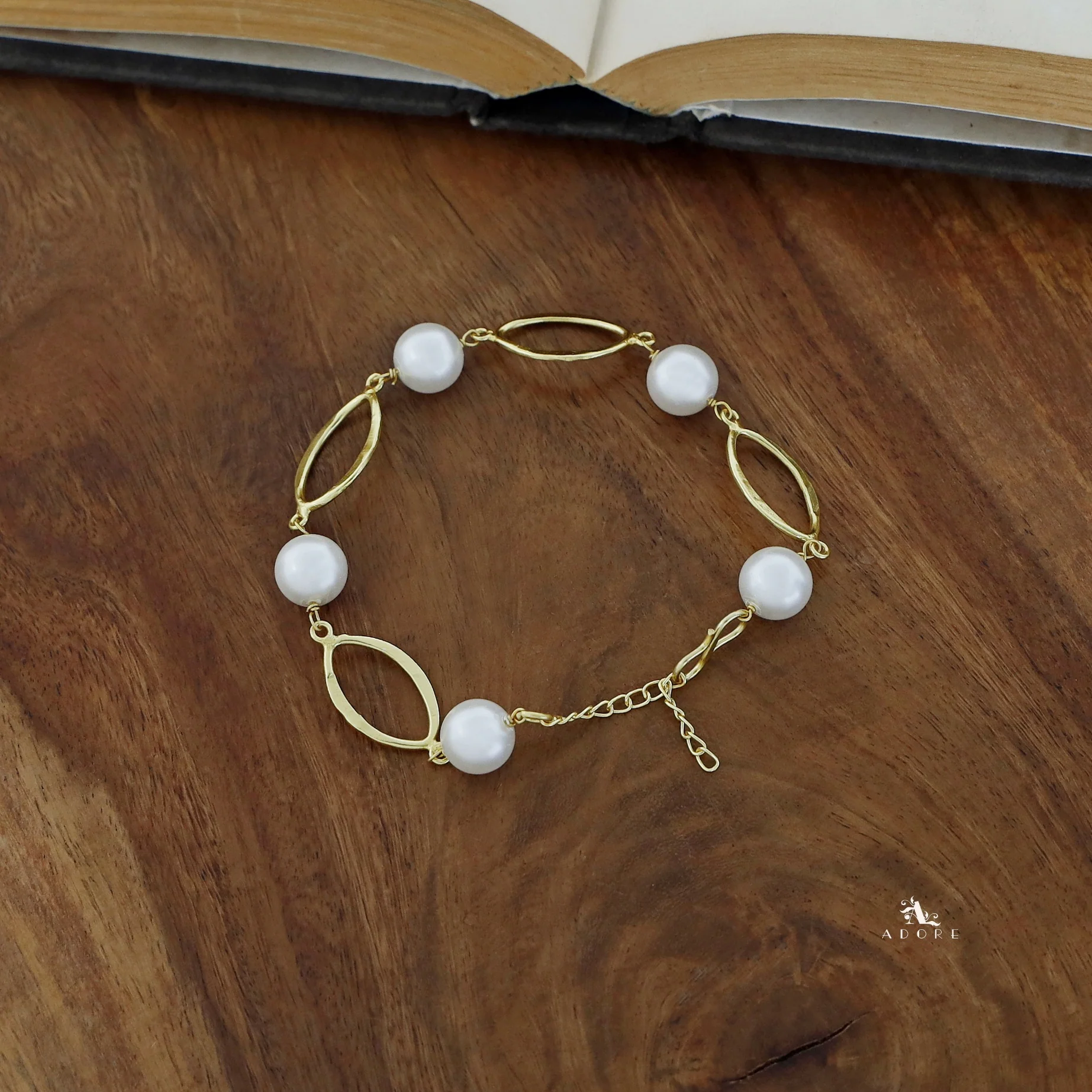 Mineralia Oval Beads Bracelet - Image 3