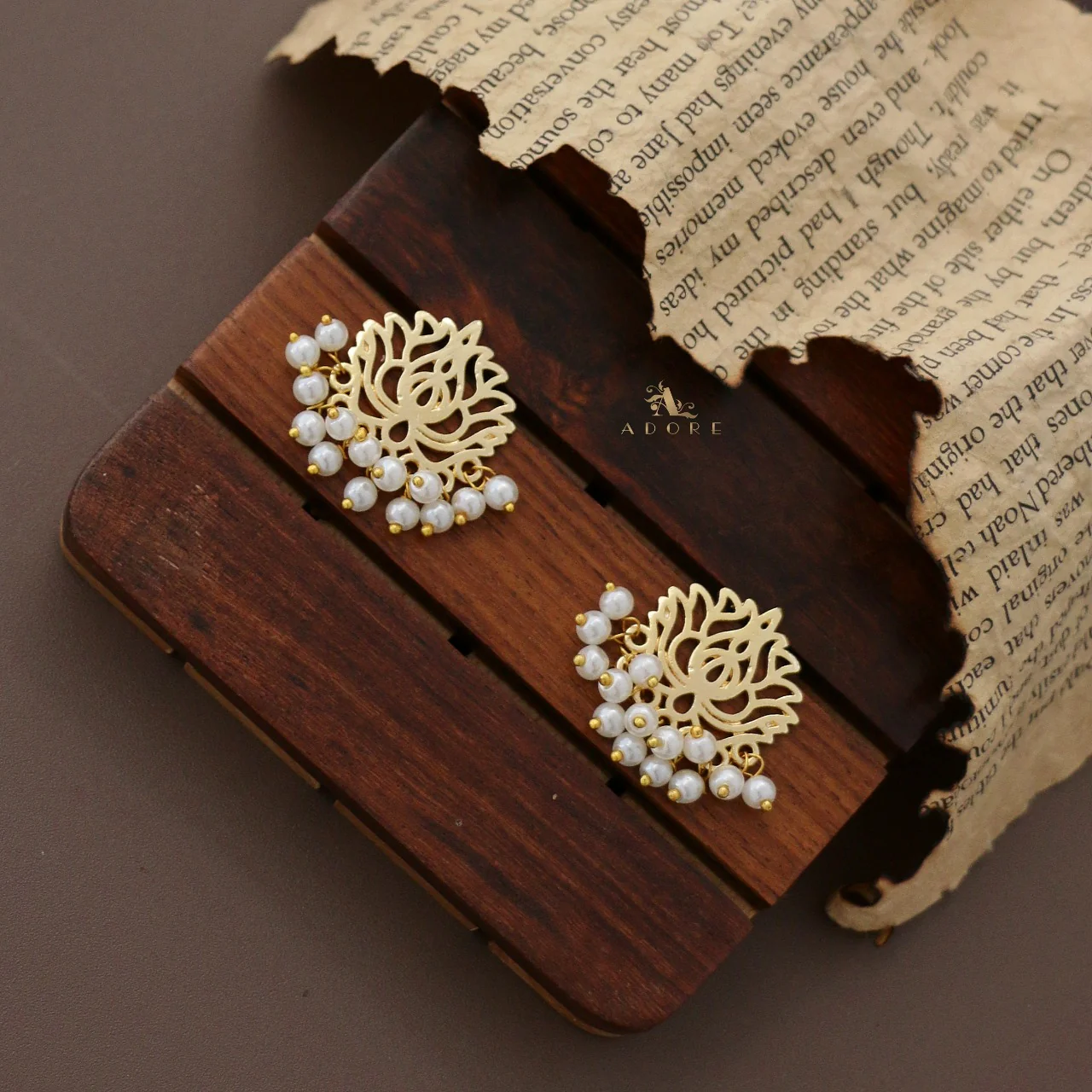 Mini golden Lotus Pearl Earring - Image 3