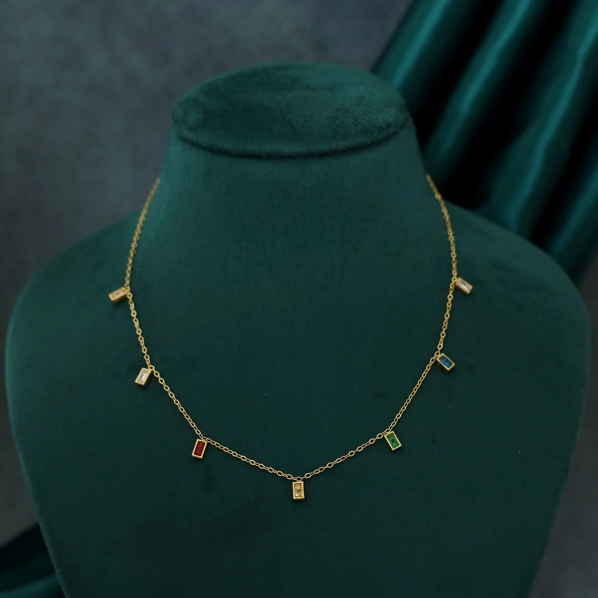 Mini Rectangle 7 Glossy Stone Neckpiece - Image 2