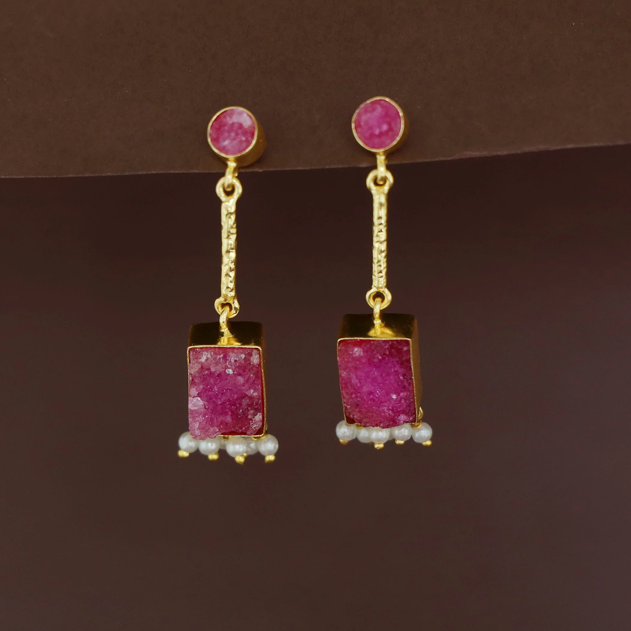 Mira Mini Circle Pendulum Rectangle Druzy Pearl Earring - Image 2