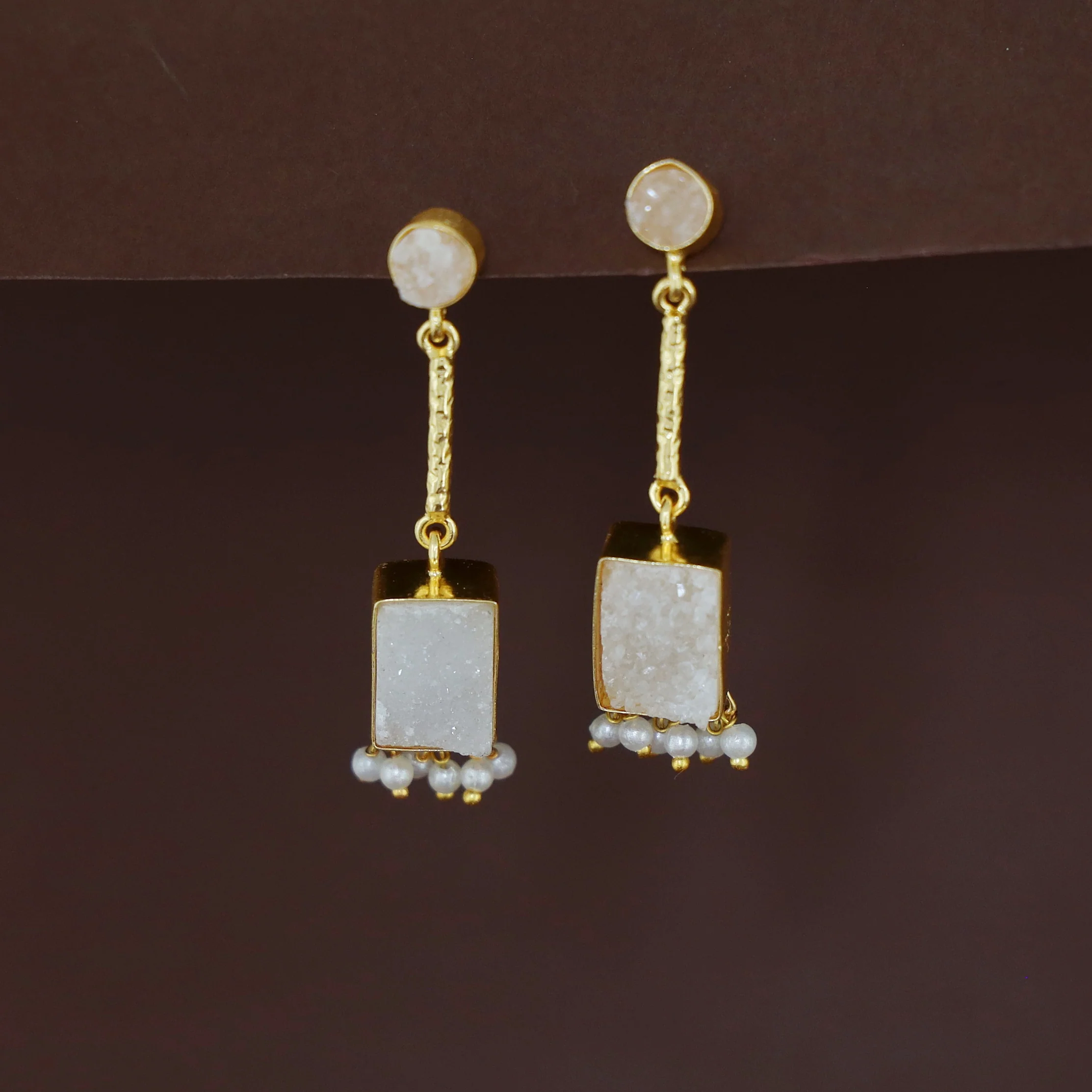 Mira Mini Circle Pendulum Rectangle Druzy Pearl Earring - Image 4