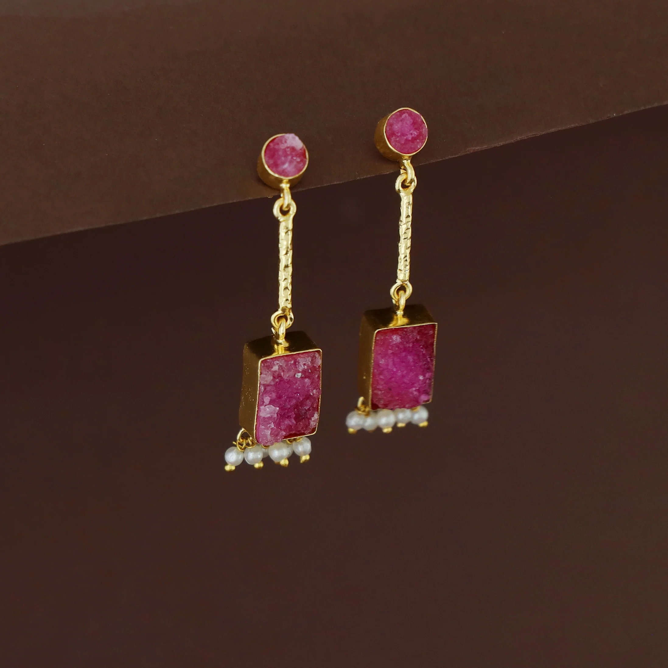 Mira Mini Circle Pendulum Rectangle Druzy Pearl Earring - Image 6