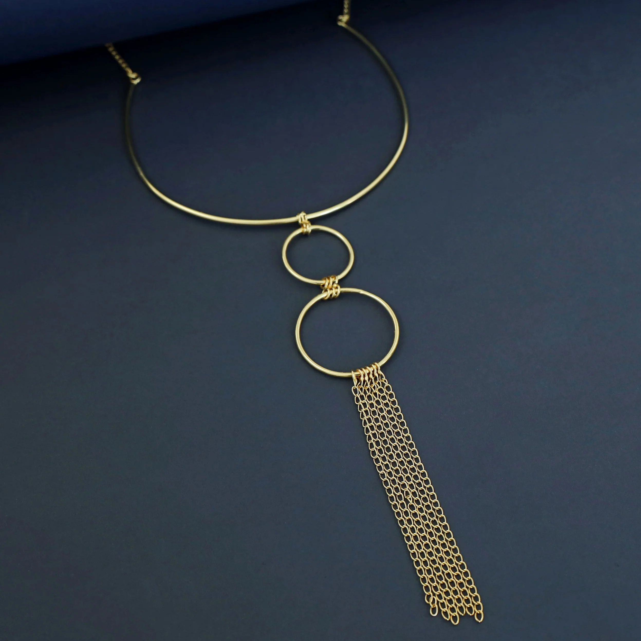 Miraya Golden Twin Circle + Chainy Neck Cuff - Image 4