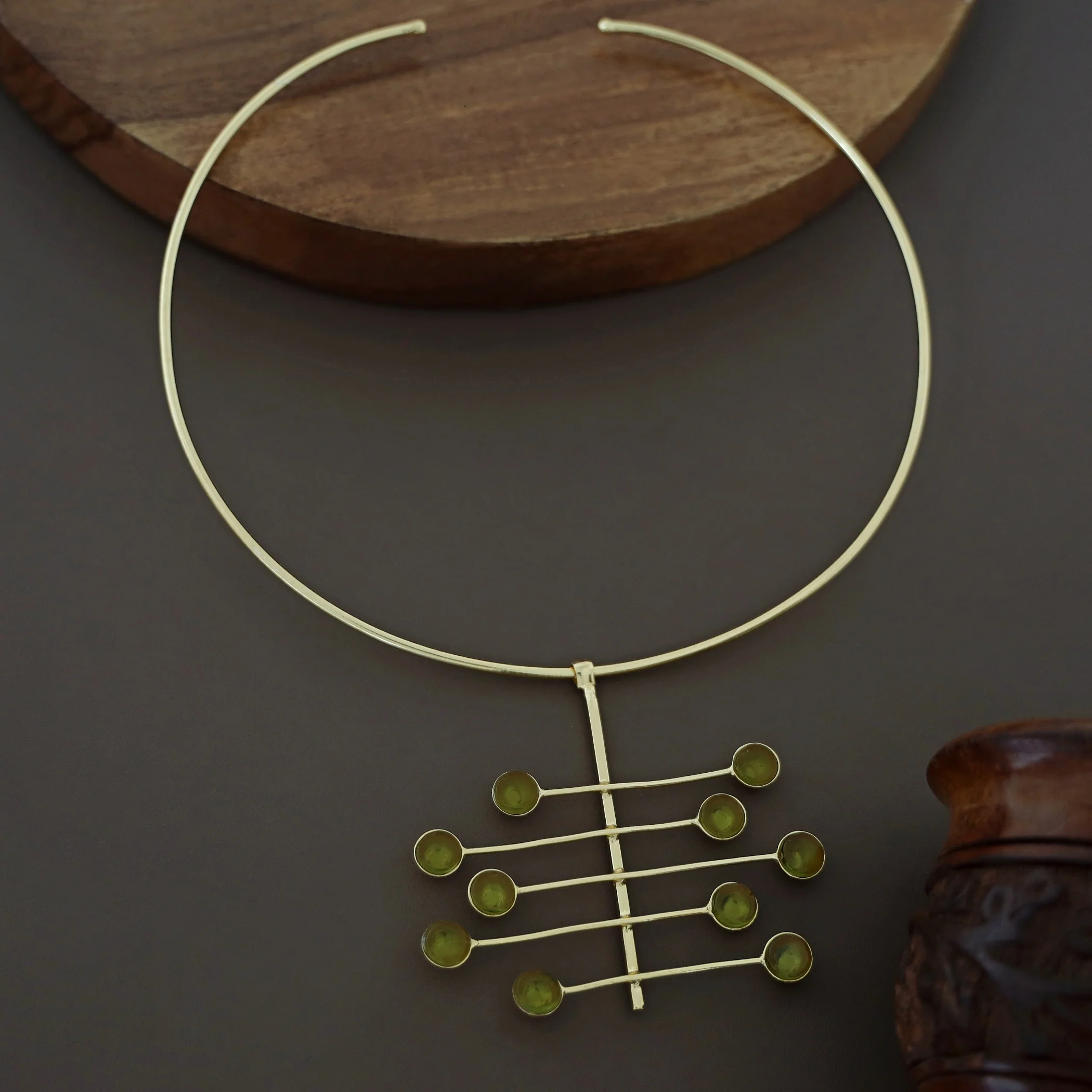 Miri Sticky Glossy Neck Cuff - Image 7