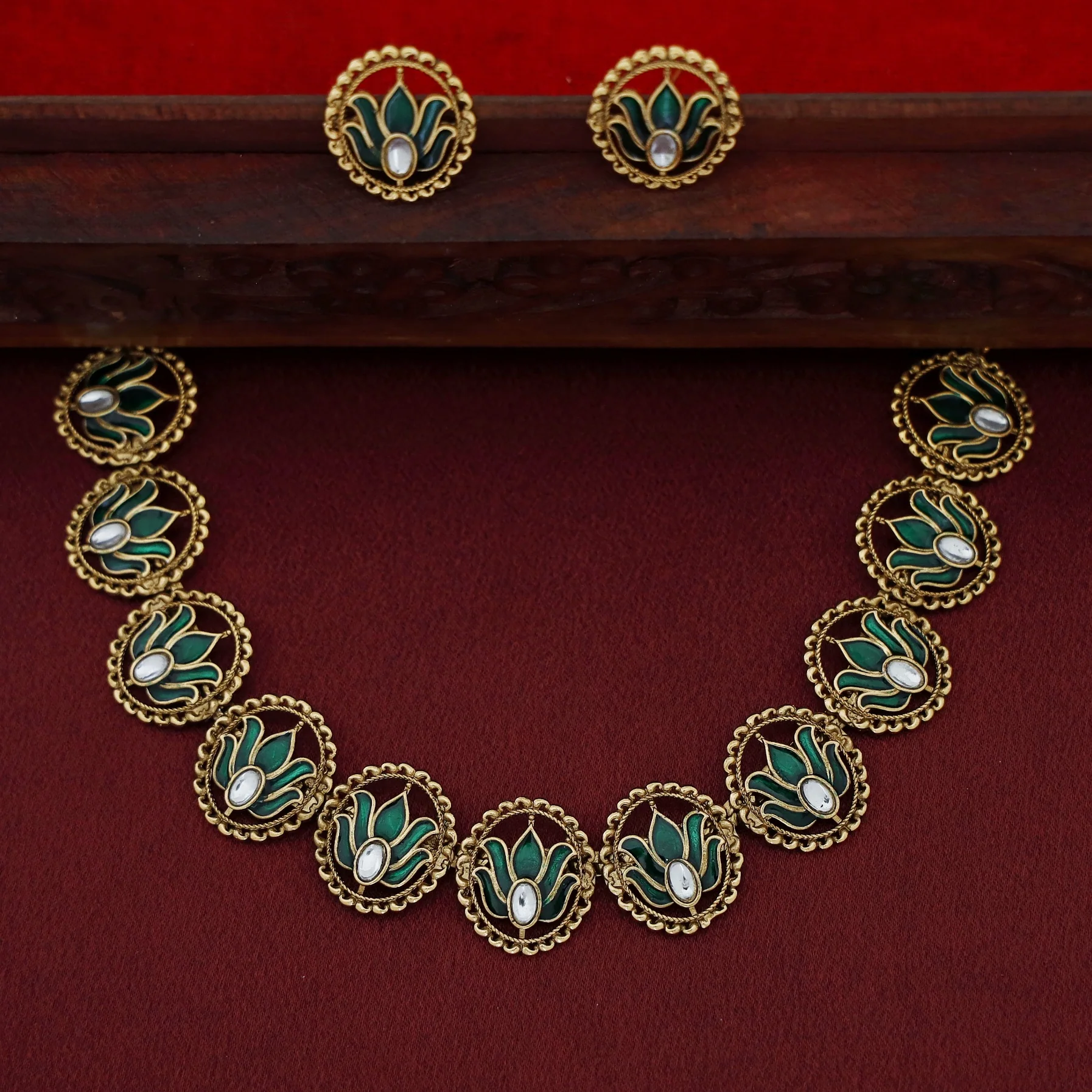 Mitra Oval Padma Enamel Short Neckpiece/Choker With Earring - Image 2