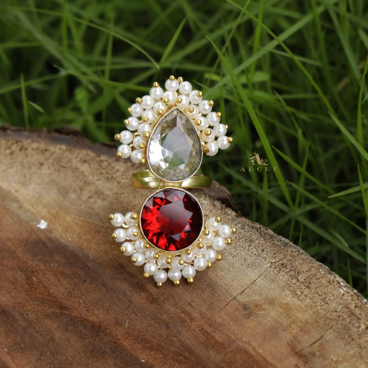 Mizra Glossy Cluster Pearl Ring - Image 10